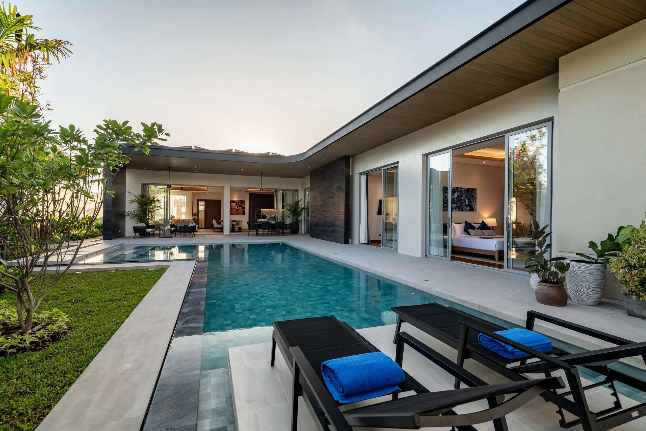Exclusive Tropical Villas Near Bangtao &amp; Layan – Modern Elegance in a Prime Location
