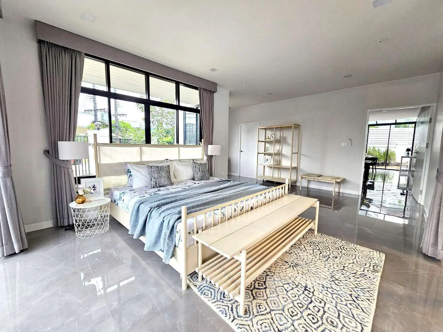 4 Bedrooms Tranquil Living in Chalong, Phuket
