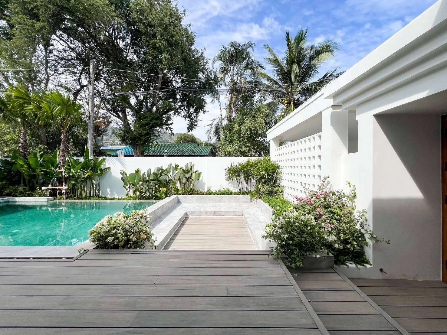 Luxurious 3-Bedroom Pool Villa in Rawai – Modern Comfort &amp; Tropical Serenity