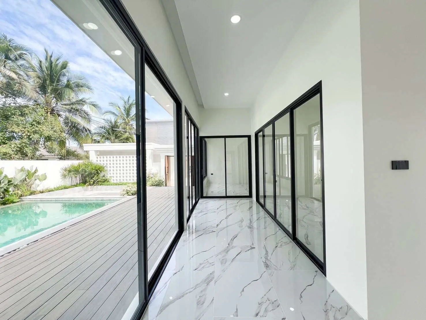 Luxurious 3-Bedroom Pool Villa in Rawai – Modern Comfort &amp; Tropical Serenity