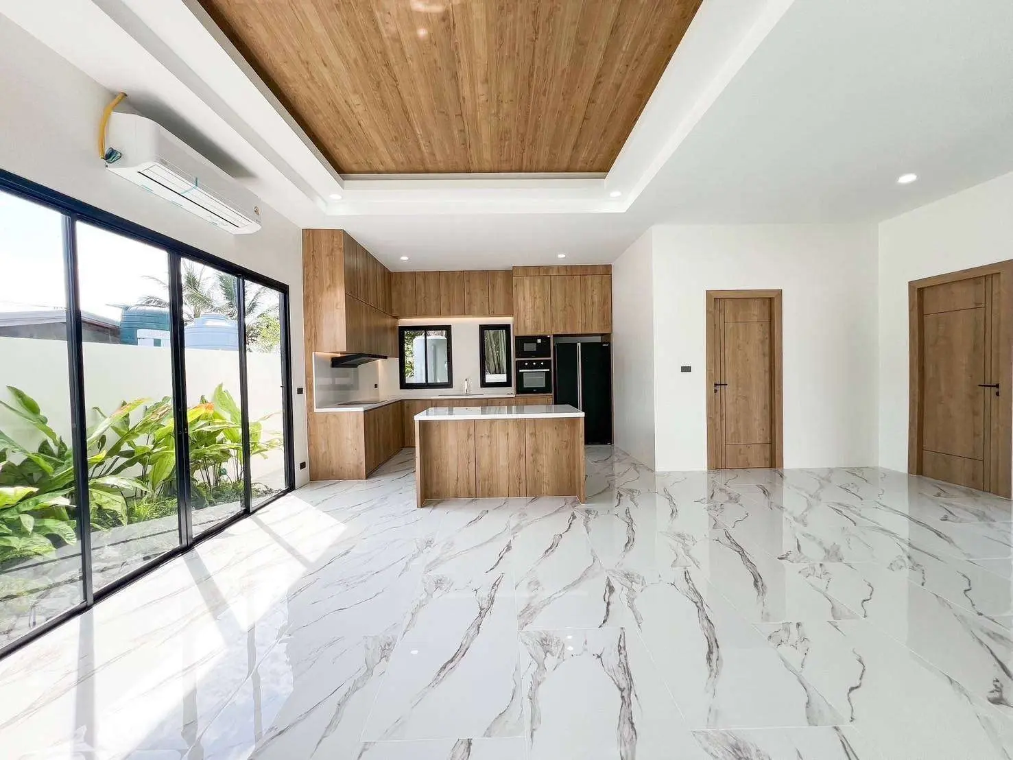 Luxurious 3-Bedroom Pool Villa in Rawai – Modern Comfort &amp; Tropical Serenity