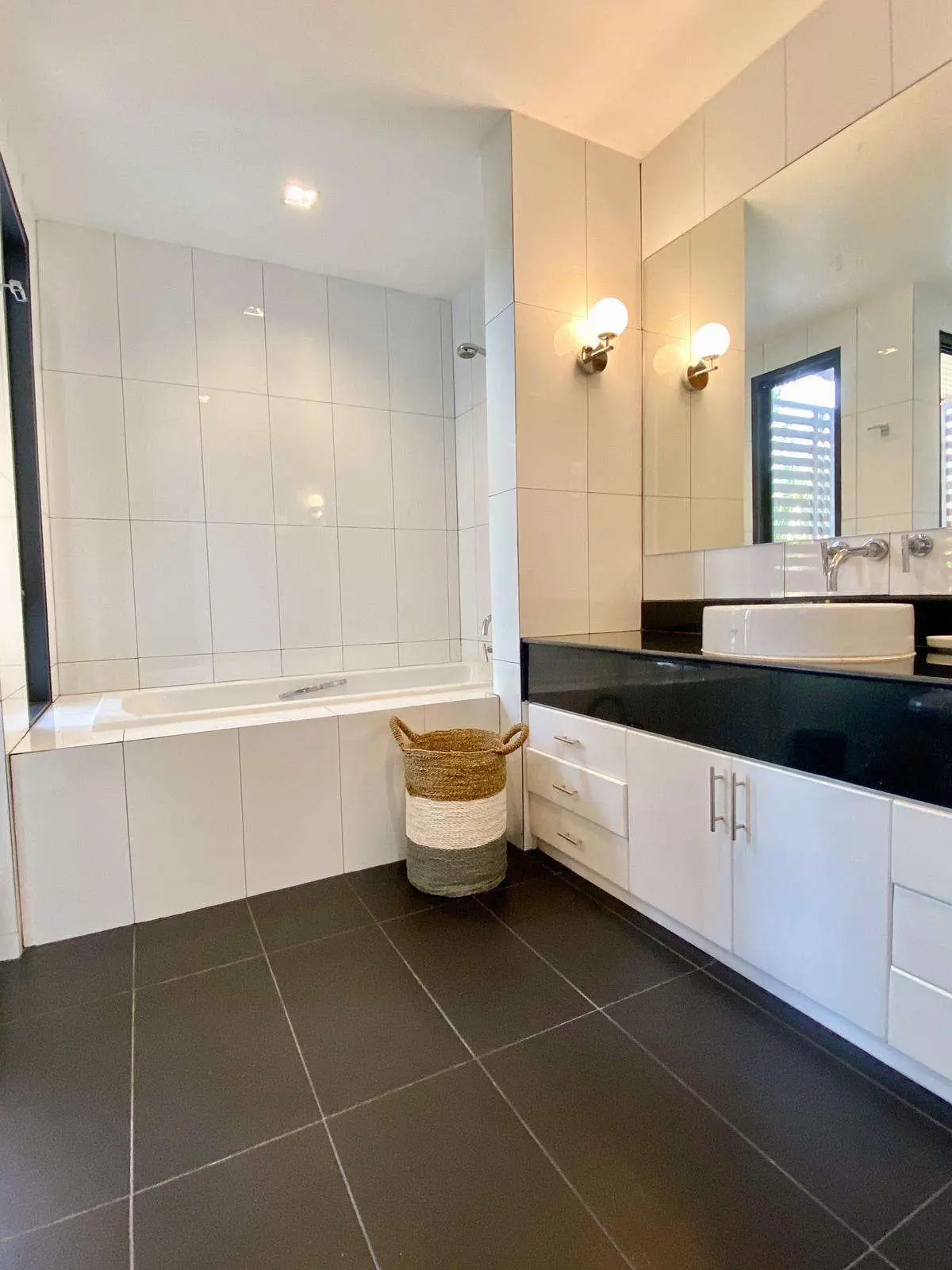 Elegant 4-Bedroom Luxury Home in Kathu – Private Pool &amp; Prime Location