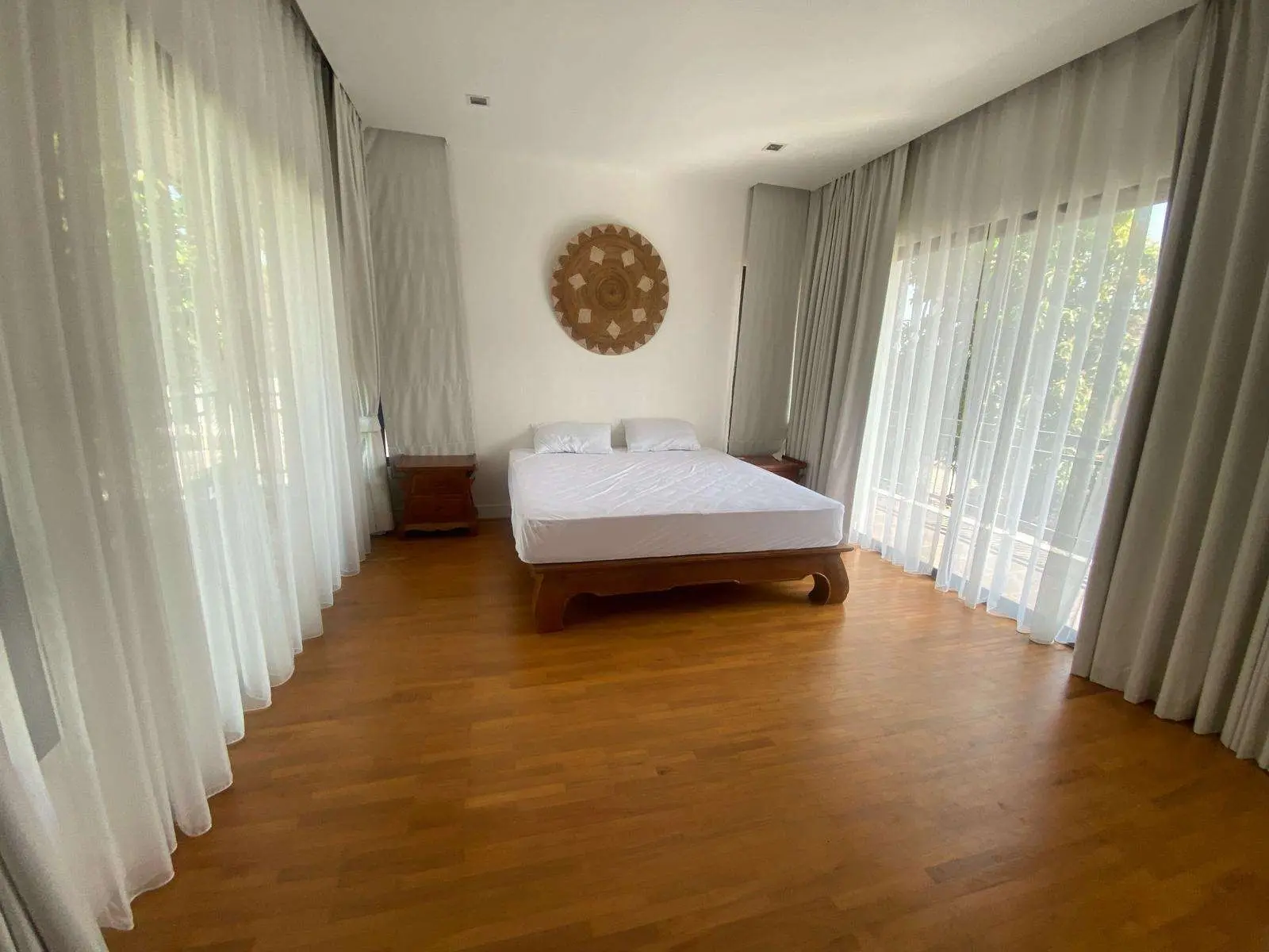 Elegant 4-Bedroom Luxury Home in Kathu – Private Pool &amp; Prime Location
