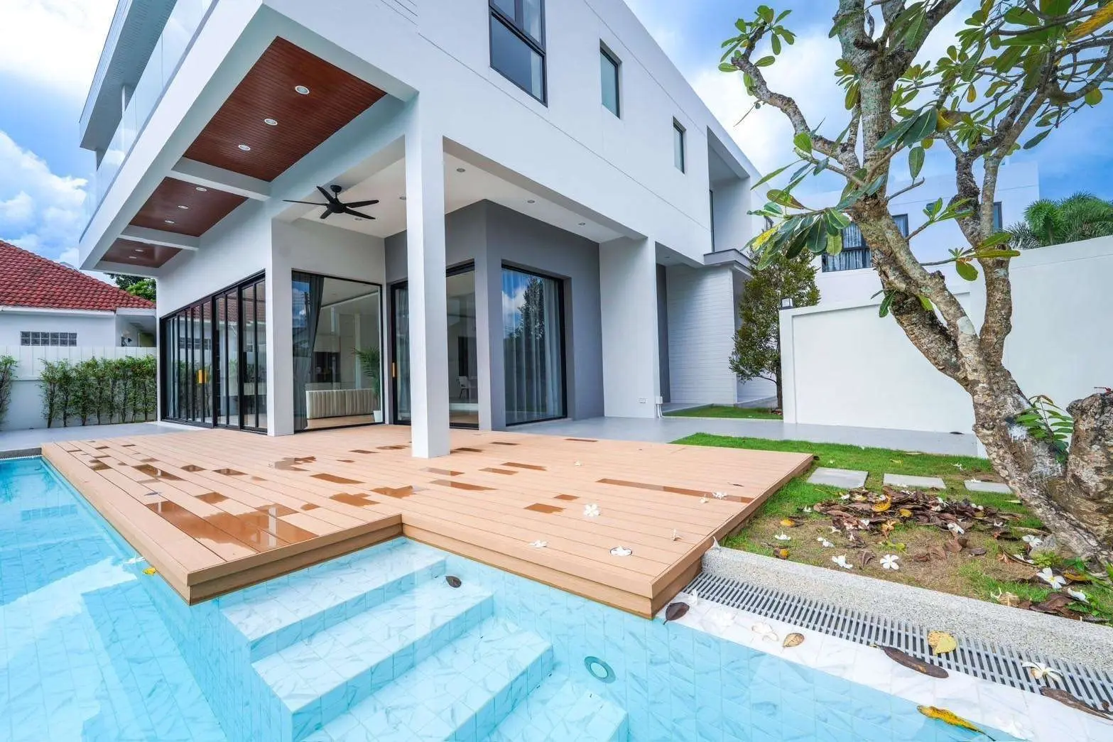 Luxury 5-Bedroom Villa for Sale in Chalong, Phuket