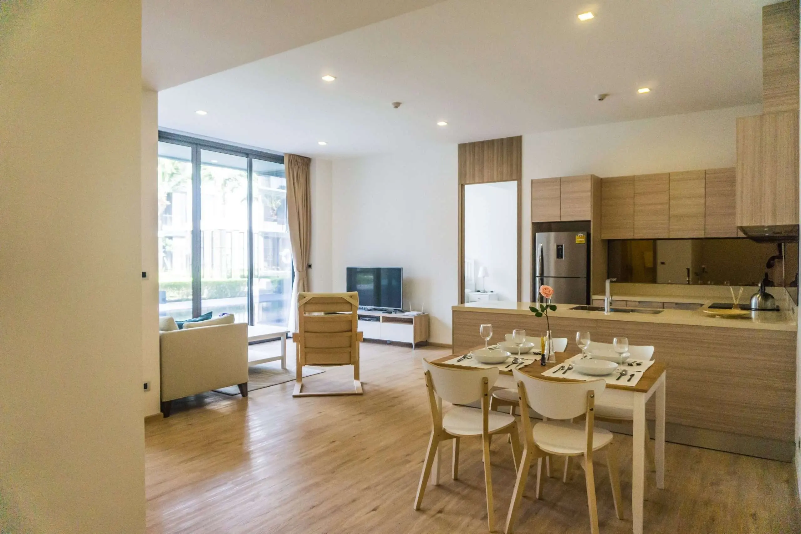 Luxury 2 Bedrooms Pool Access Beachfront Condominium