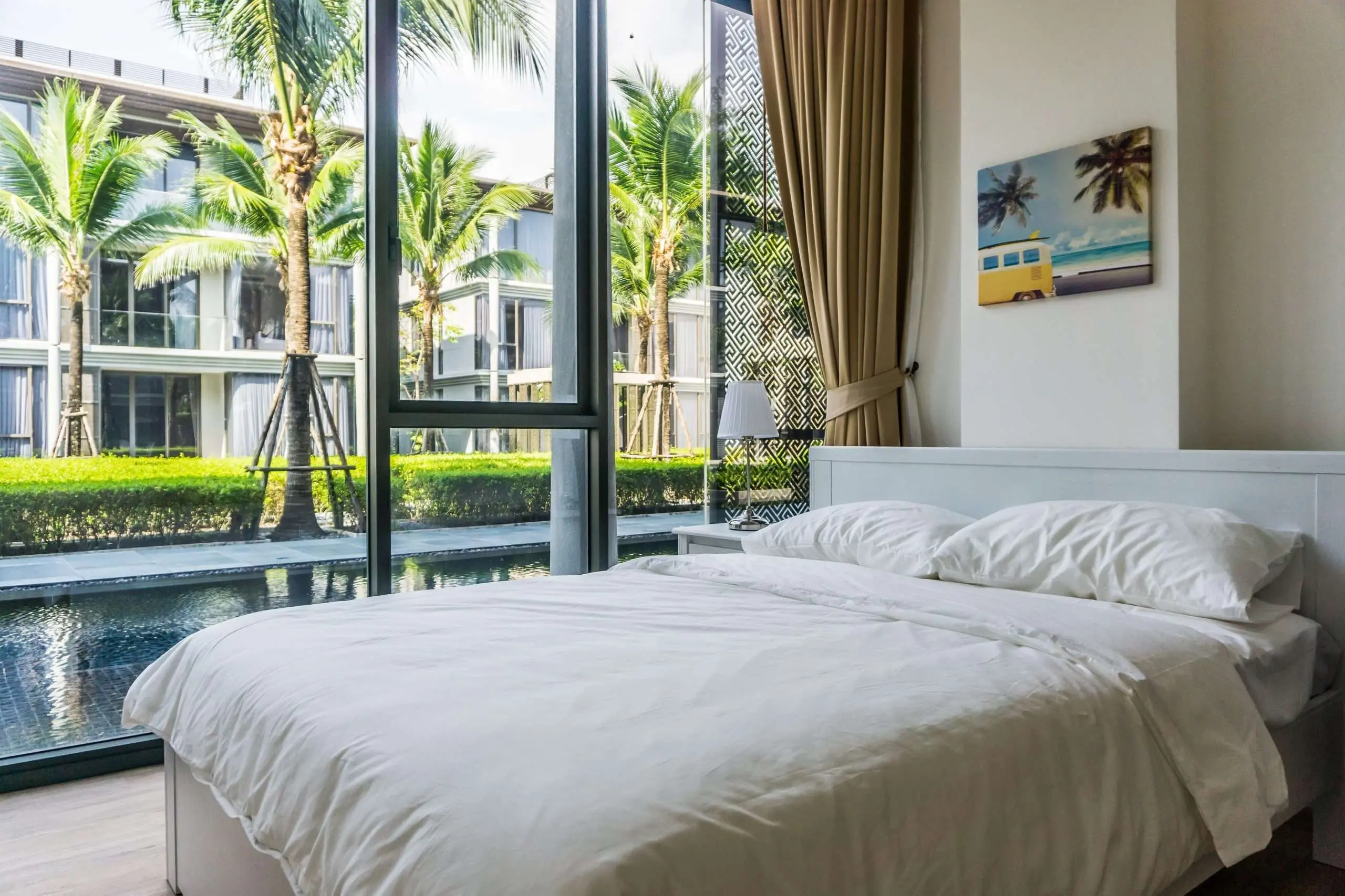 Luxury 2 Bedrooms Pool Access Beachfront Condominium