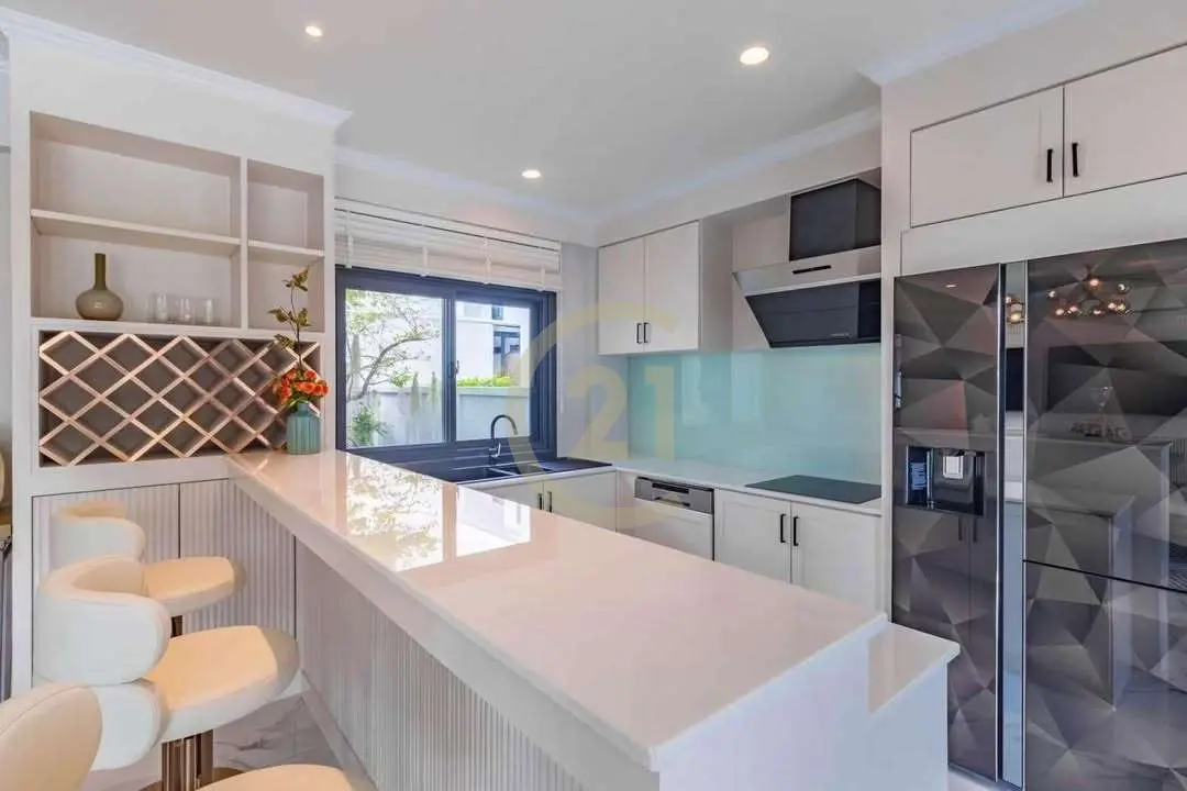 Luxury Pool Villa with Lake View – Koh Kaew, Phuket