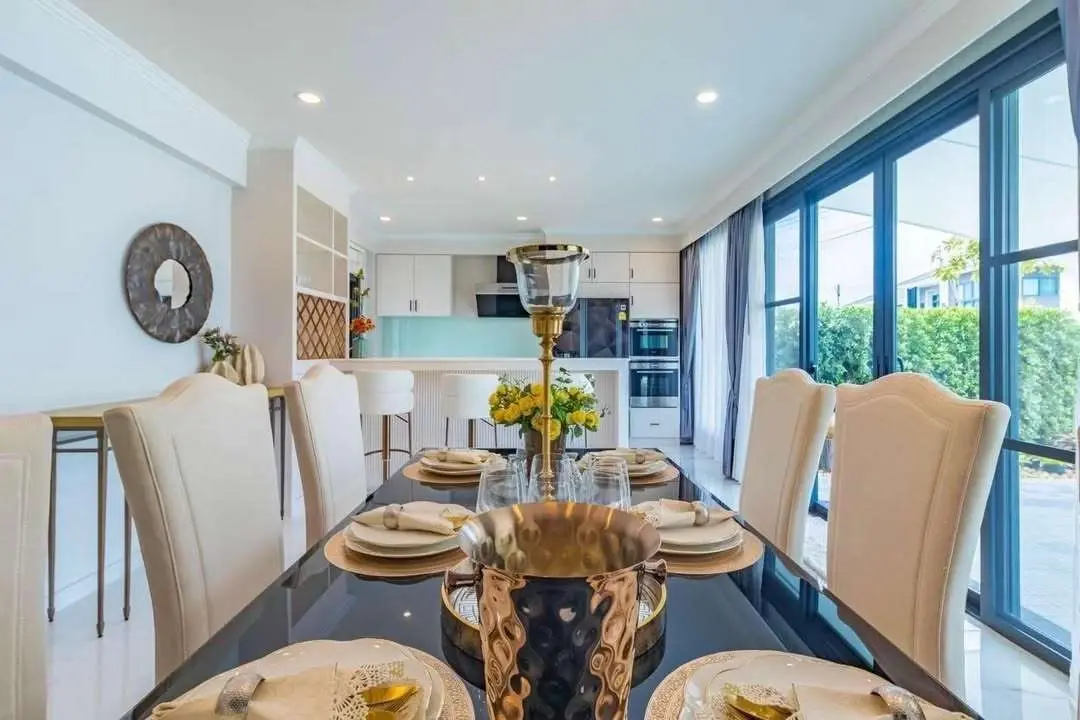 Luxury Pool Villa with Lake View – Koh Kaew, Phuket