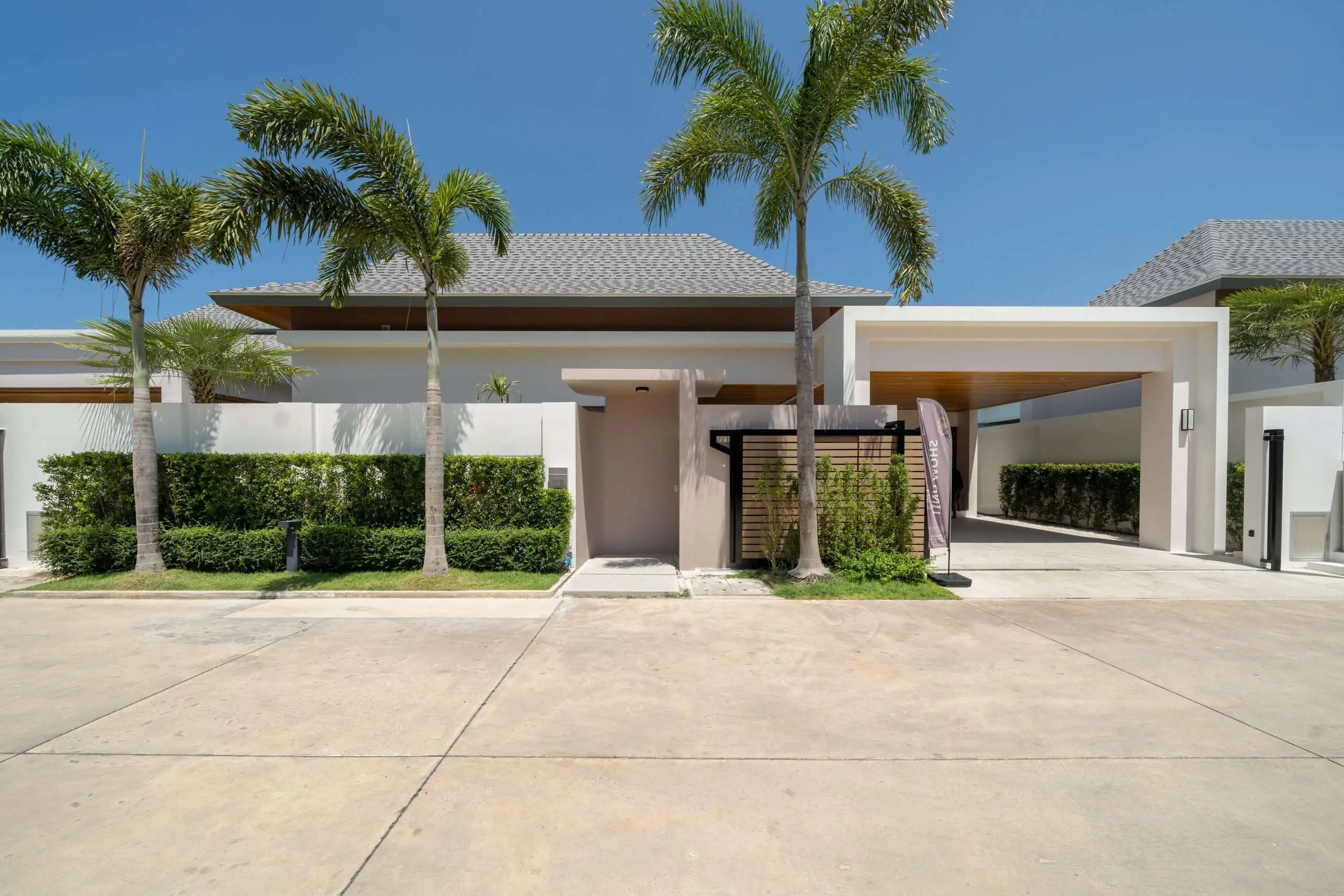 Modern Luxury Pool Villas in Prime Phuket Location