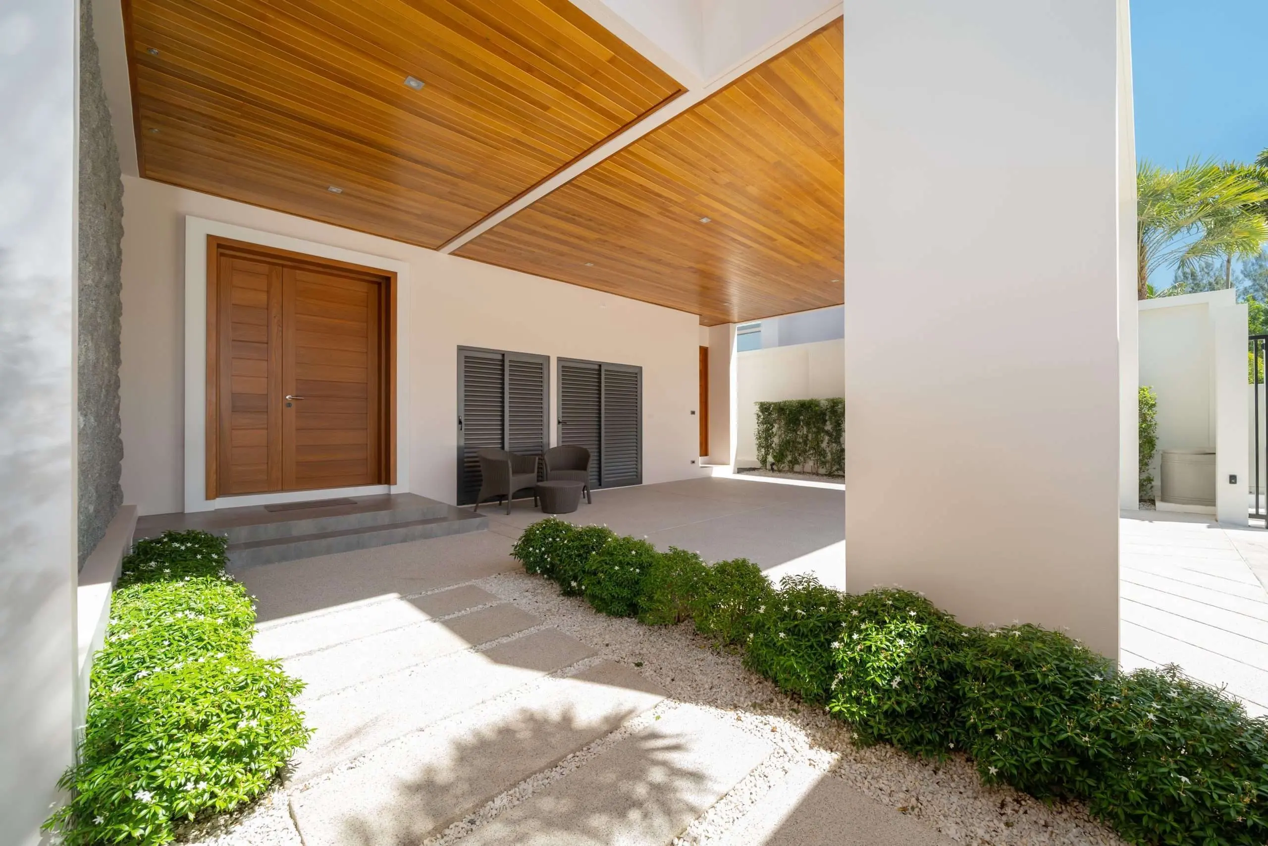 Modern Luxury Pool Villas in Prime Phuket Location