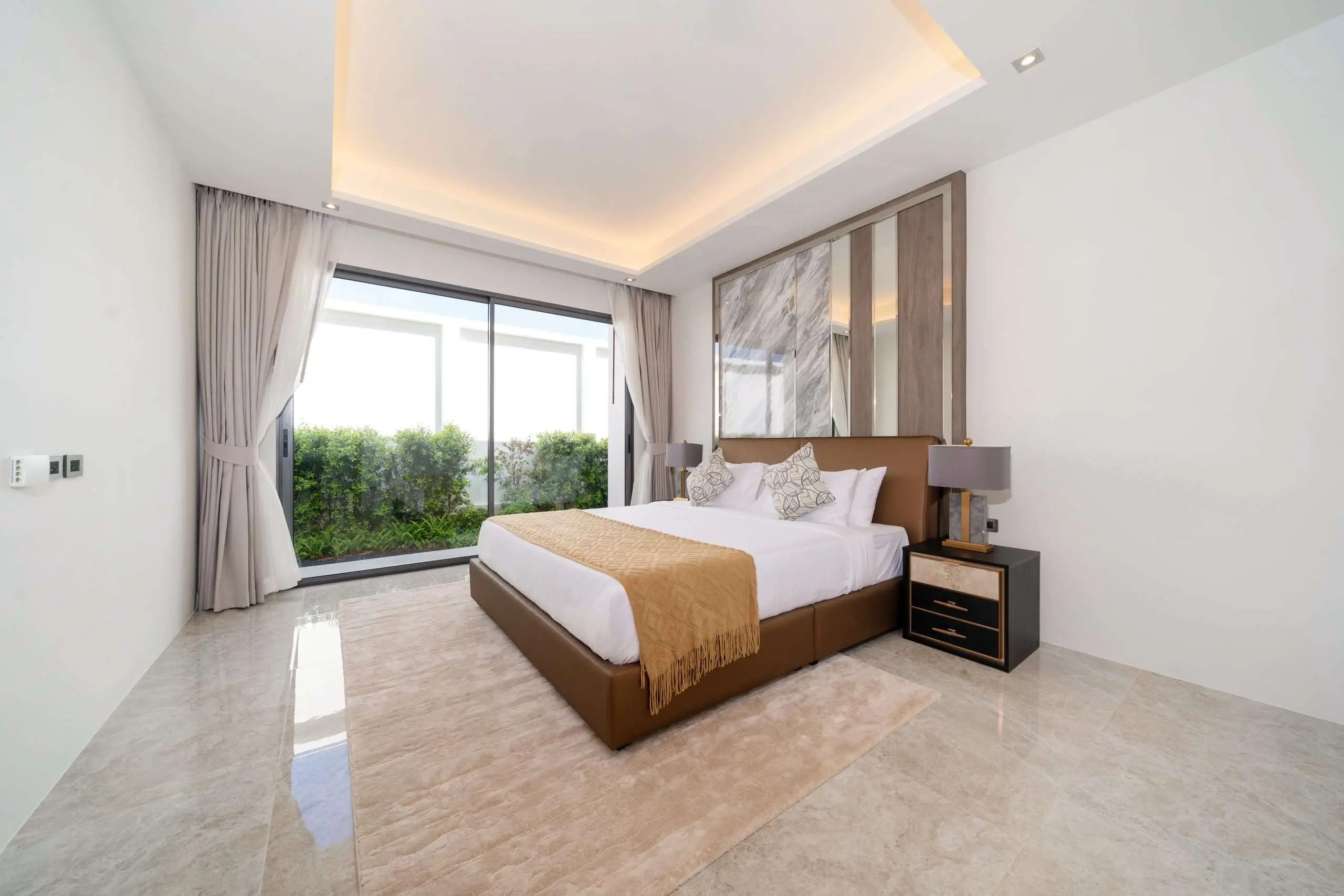 Modern Luxury Pool Villas in Prime Phuket Location