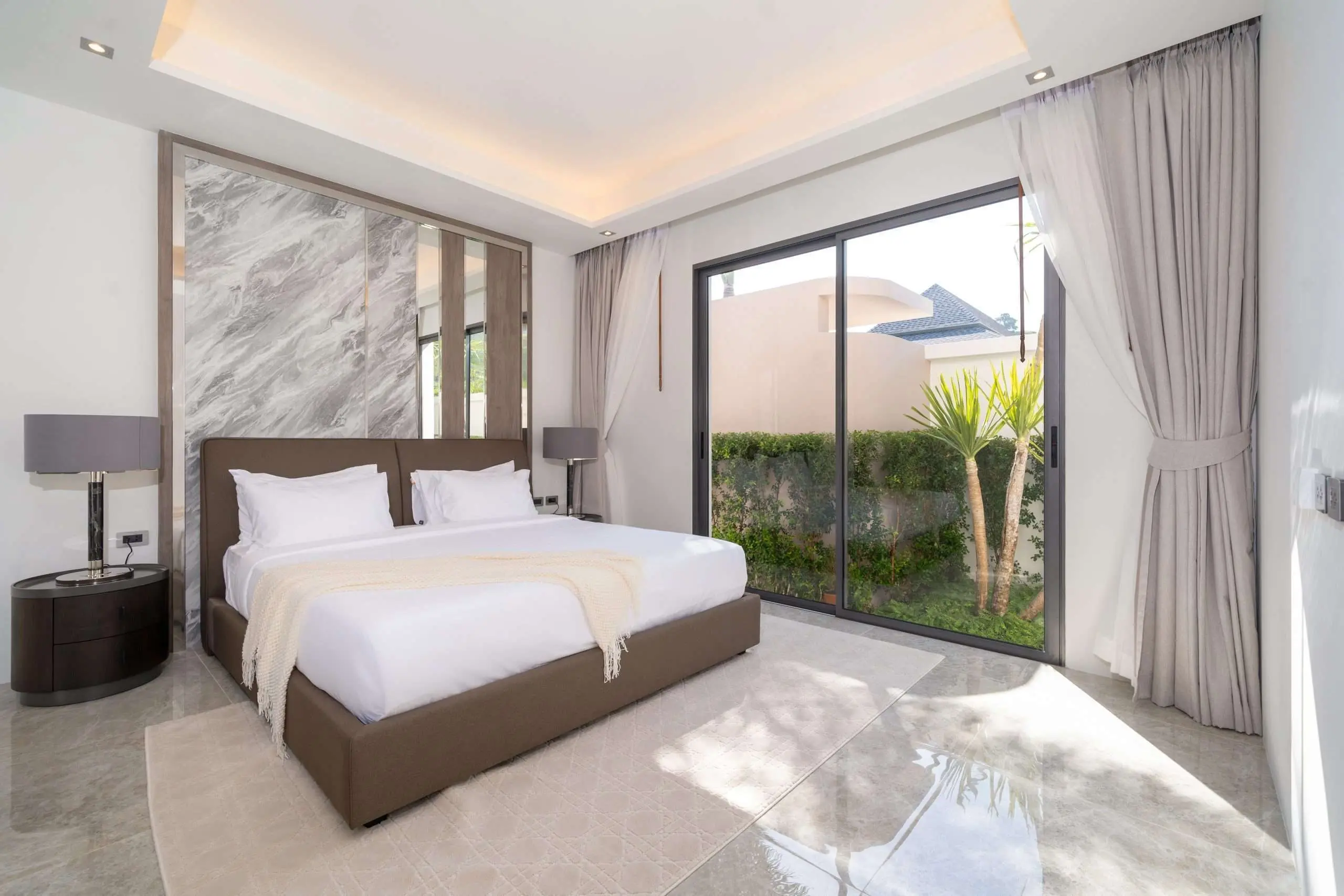 Modern Luxury Pool Villas in Prime Phuket Location