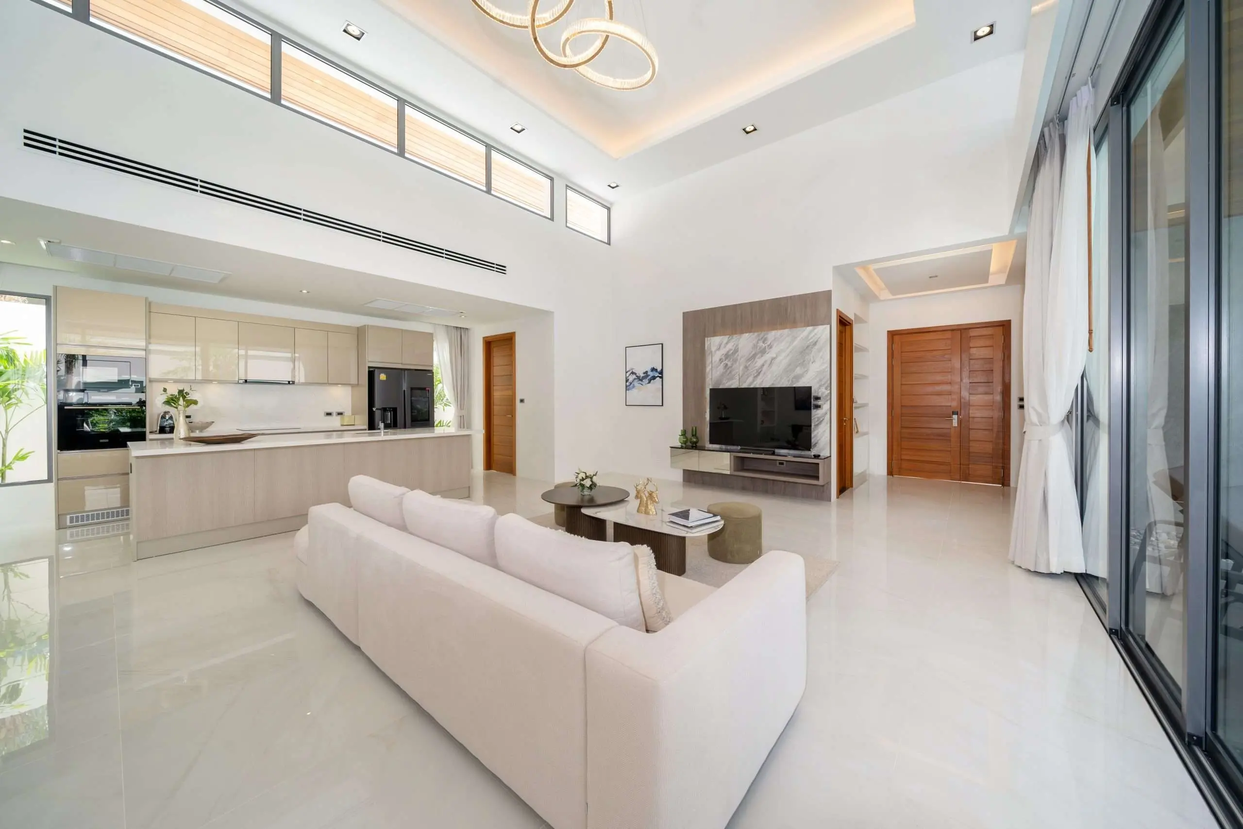 Modern Luxury Pool Villas in Prime Phuket Location