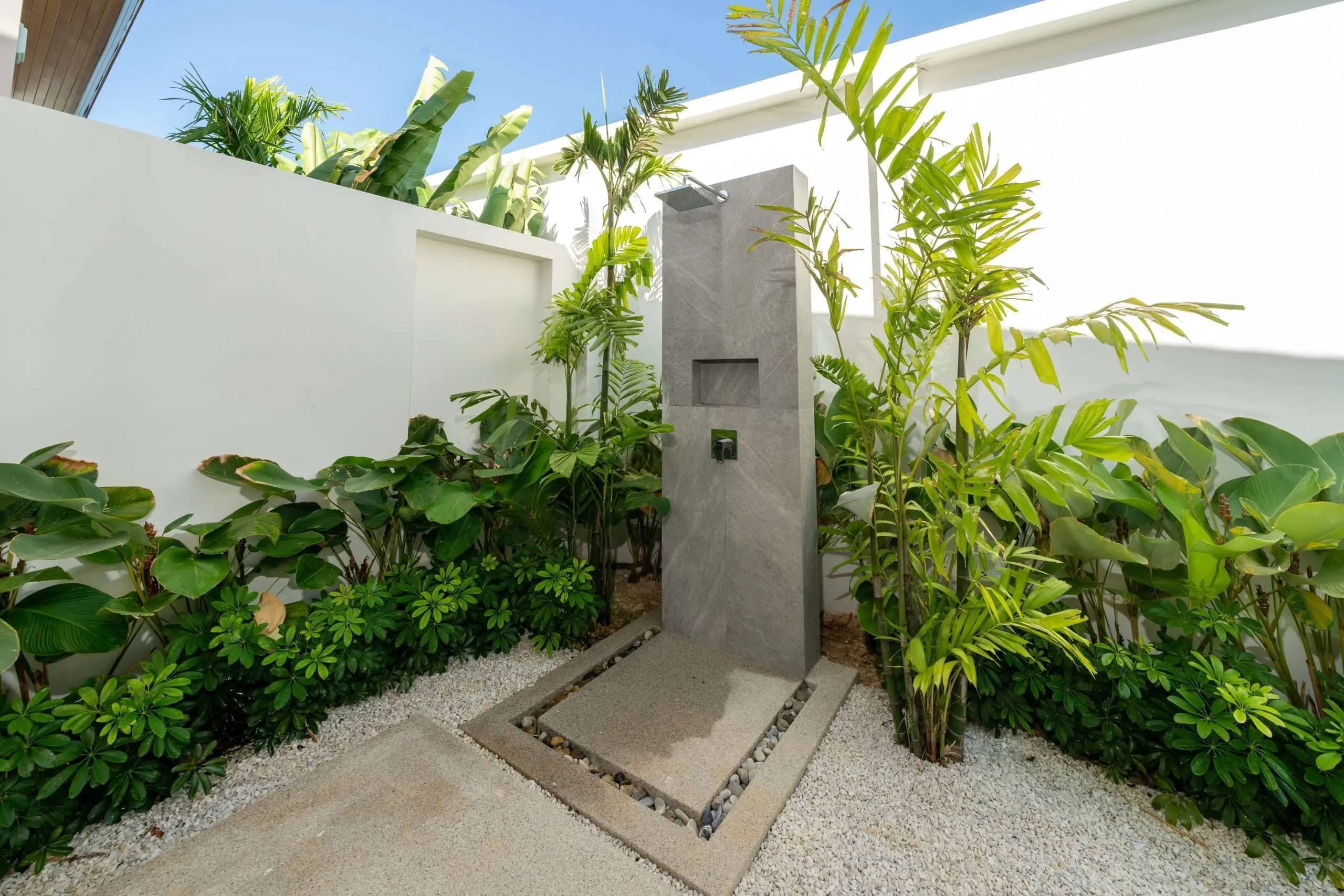 Modern Luxury Pool Villas in Prime Phuket Location