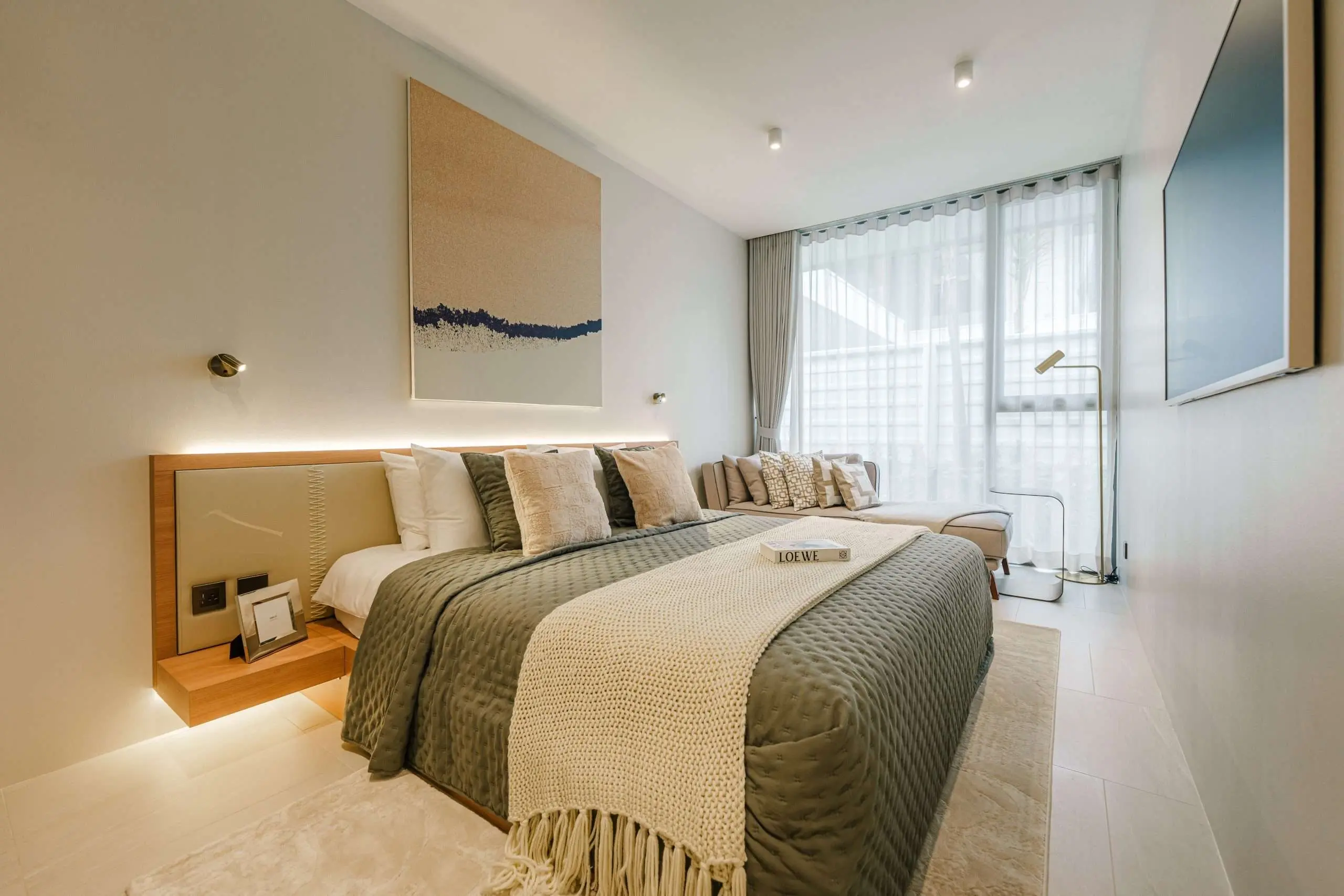 Luxury 1-3 bedrooms Low-Rise Condo with Resort-Style Facilities