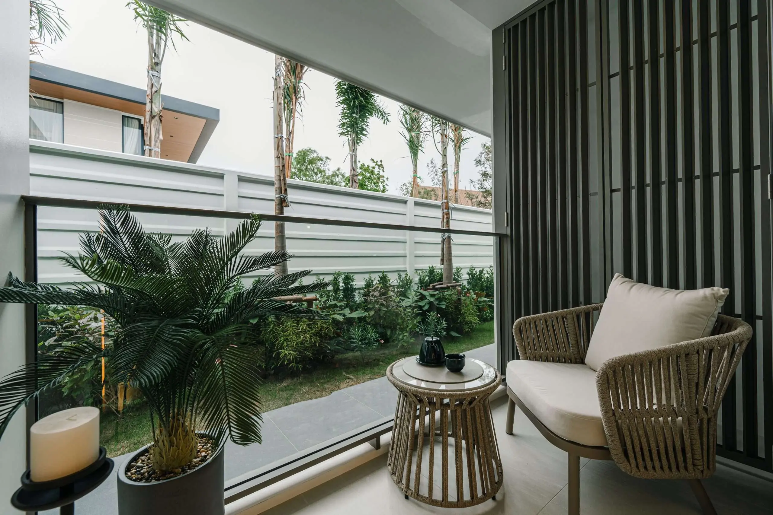 Luxury 1-3 bedrooms Low-Rise Condo with Resort-Style Facilities