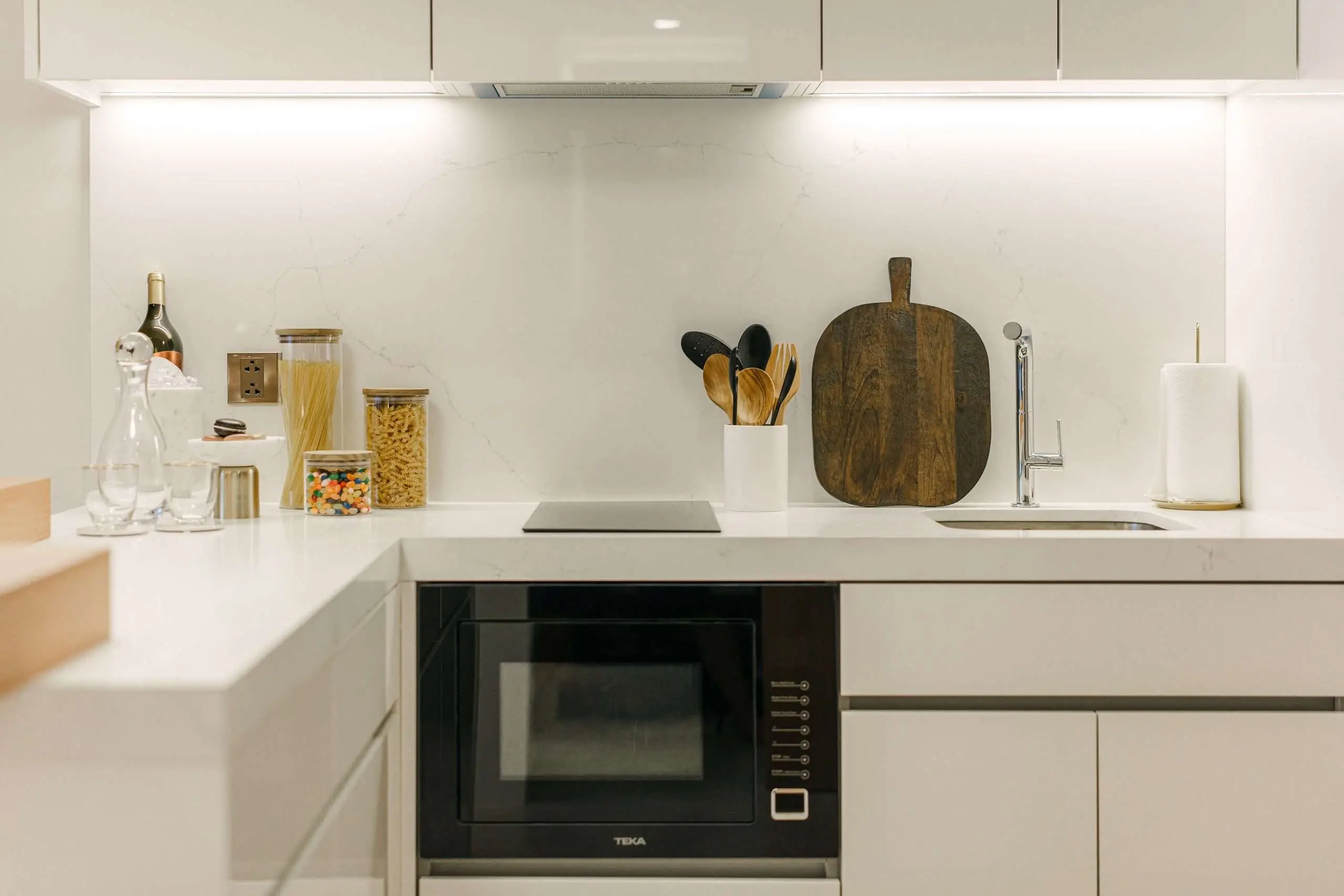 Luxury 1-3 bedrooms Low-Rise Condo with Resort-Style Facilities