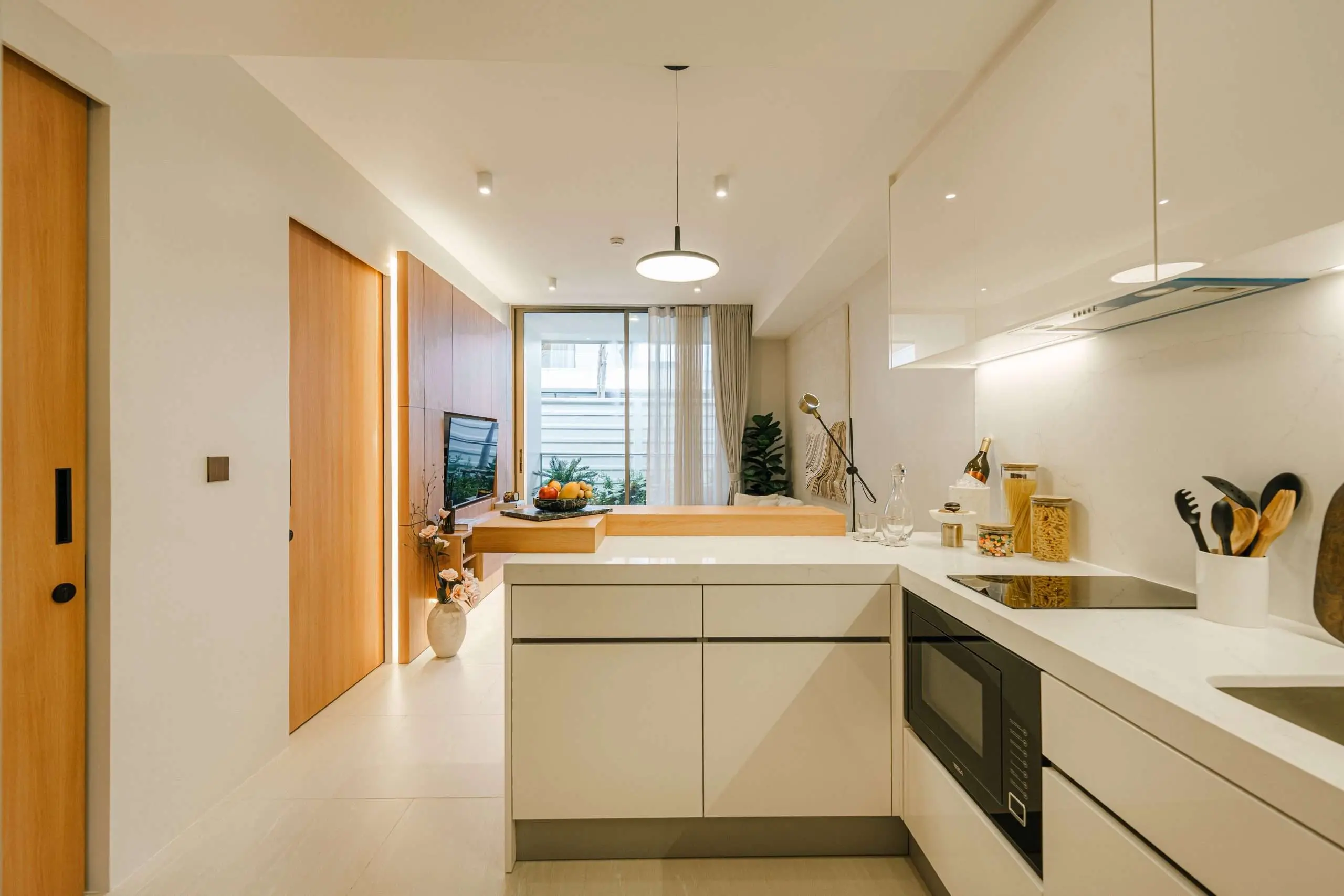 Luxury 1-3 bedrooms Low-Rise Condo with Resort-Style Facilities