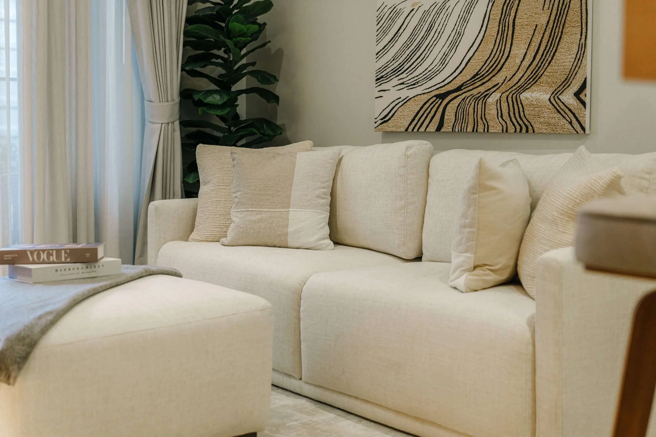 Luxury 1-3 bedrooms Low-Rise Condo with Resort-Style Facilities