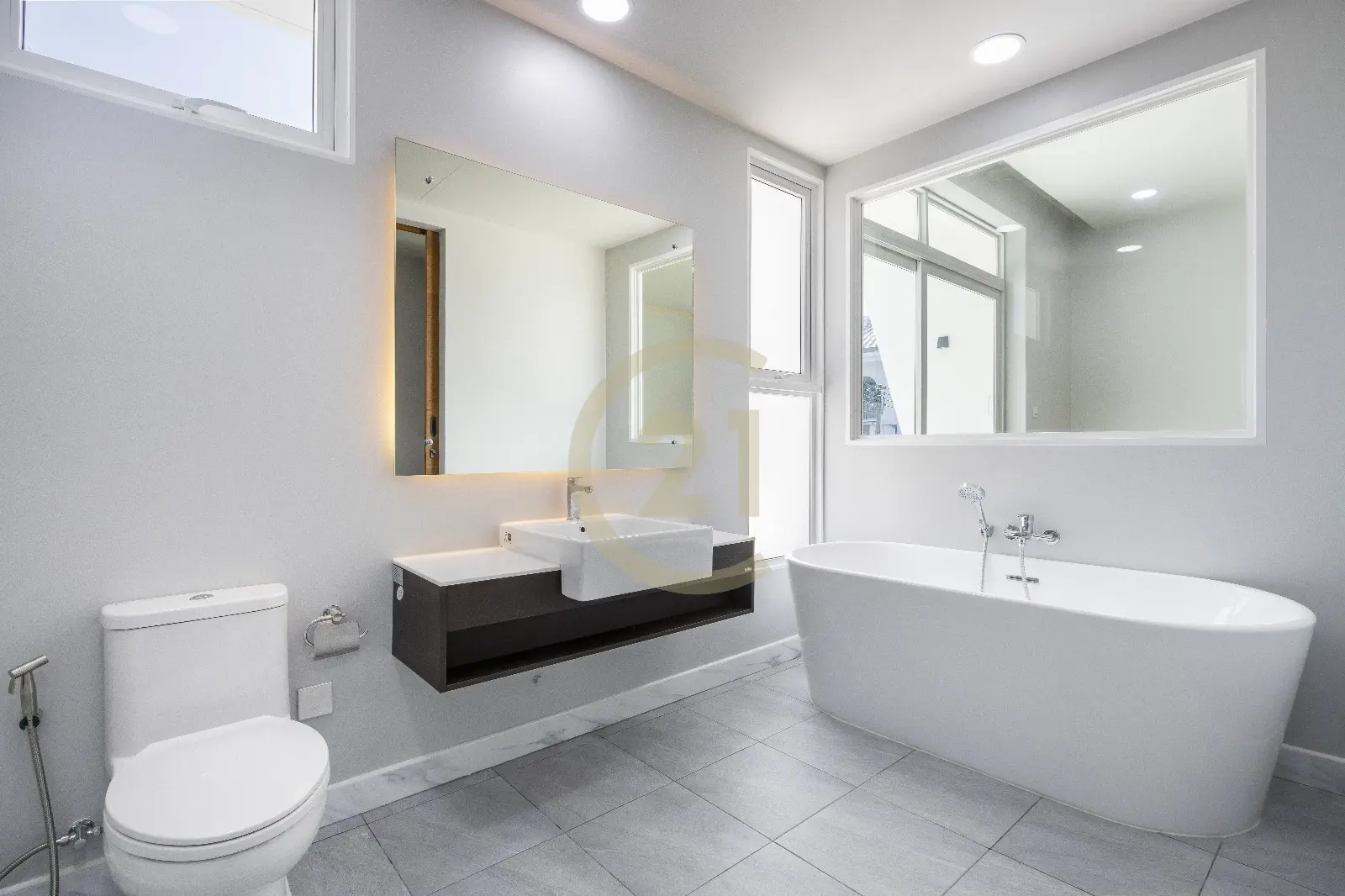Modern 4 Bedrooms Pool Villas with Rooftop Sky Decks in Prime Kathu Sale & Rent