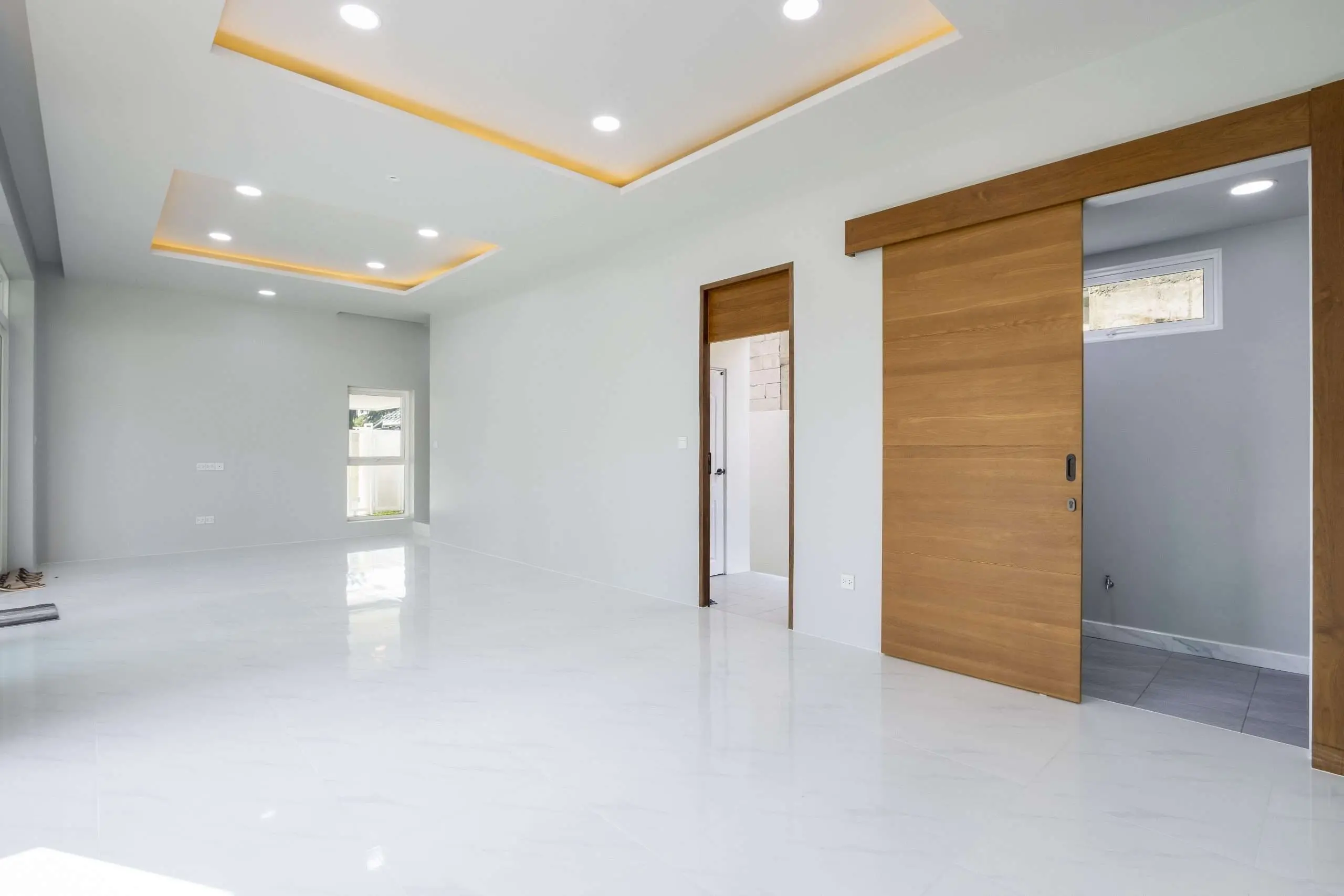 Modern 3-Story Pool Villas with Rooftop Sky Decks in Prime Kathu Location – Near Loch Palm Golf Course