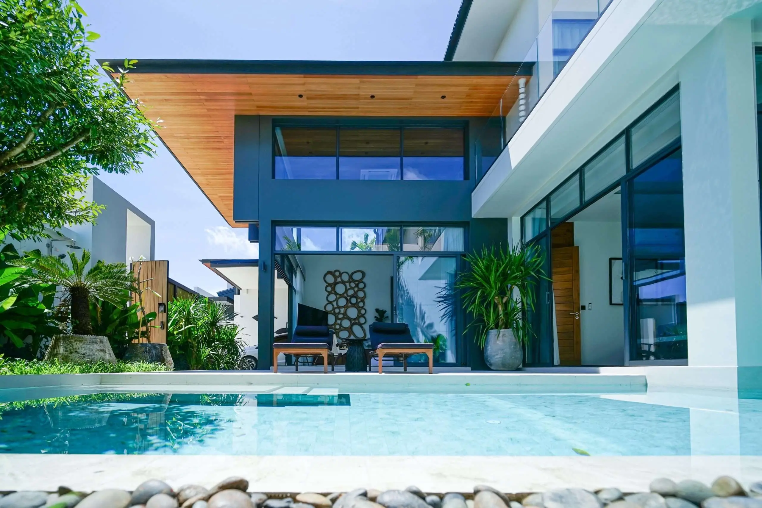 3-4 Bedrooms Luxury Pool Villas in Chalong, Phuket For Rent