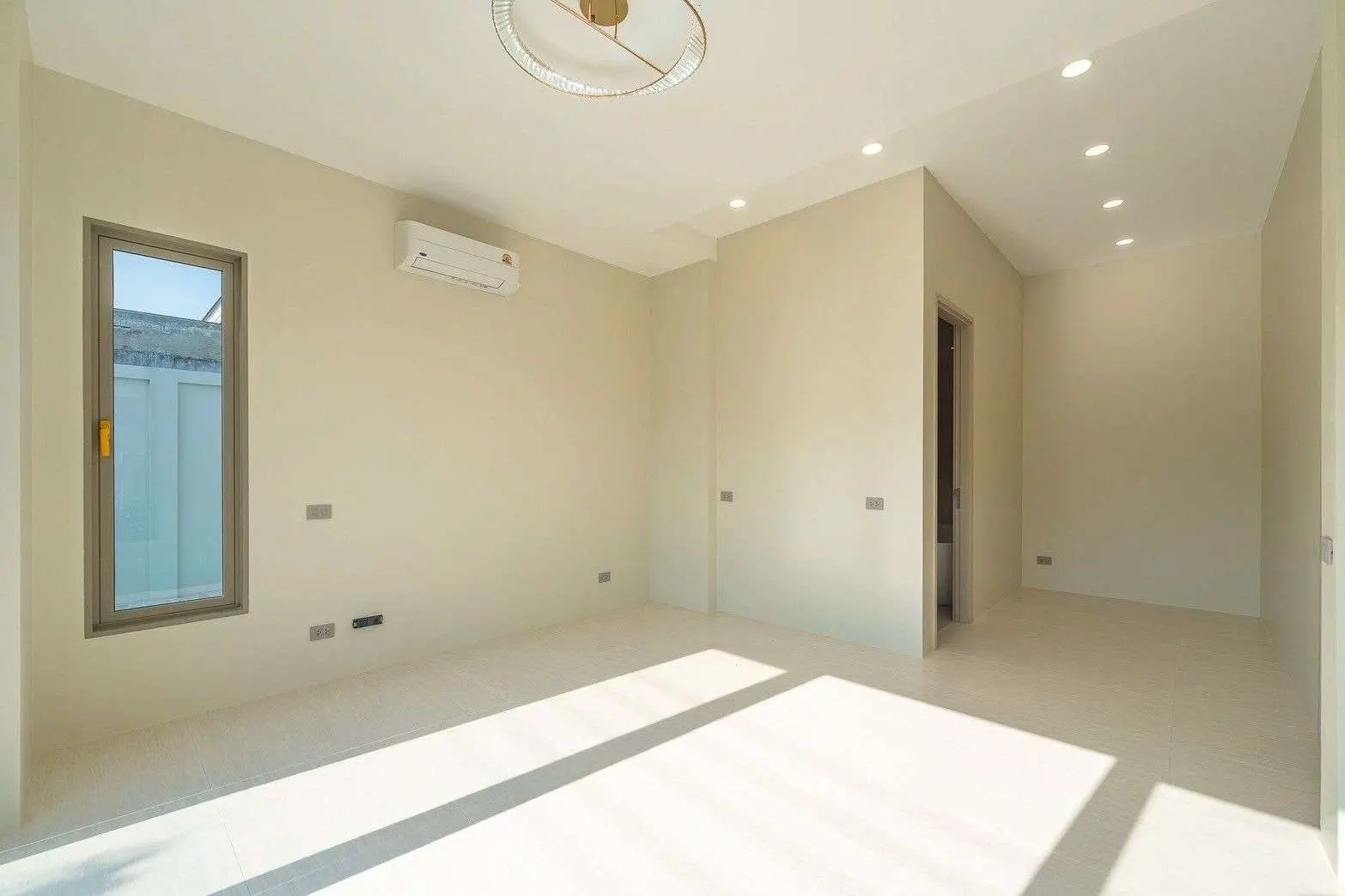 3 Bedroom Modern Pool Villa for Sale in Thalang