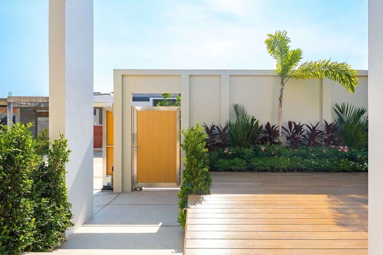 3 Bedroom Modern Pool Villa for Sale in Thalang