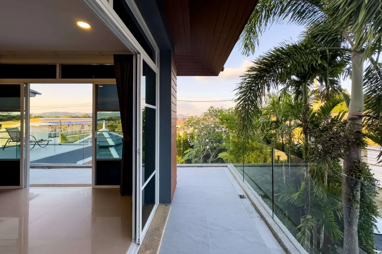Spacious 4+1 Bedroom Private Pool Villa with Garden and Ample Parking For SALE - RENT