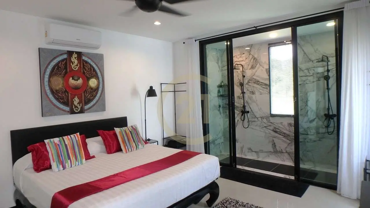 Modern Townhouse 3-Story Pool Villa in Rawai For Sale &amp; Rent