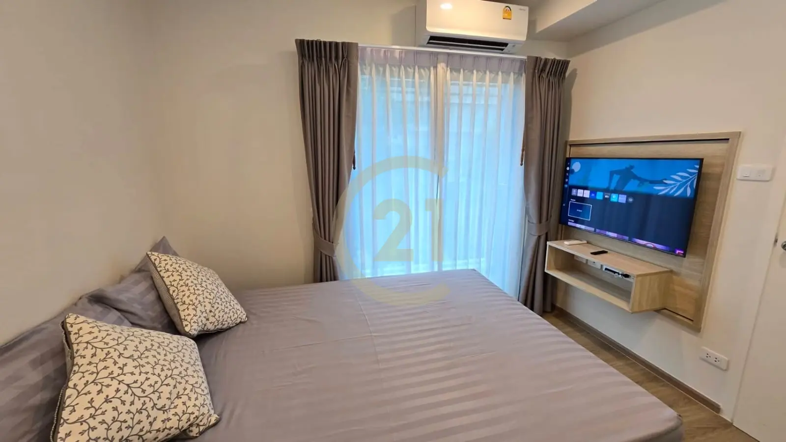 คอนโด 1 ห้องนอน อบอุ่น พร้อมการออกแบบที่ชาญฉลาดและสัมผัสสมัยใหม่ในวิชิต ภูเก็ต