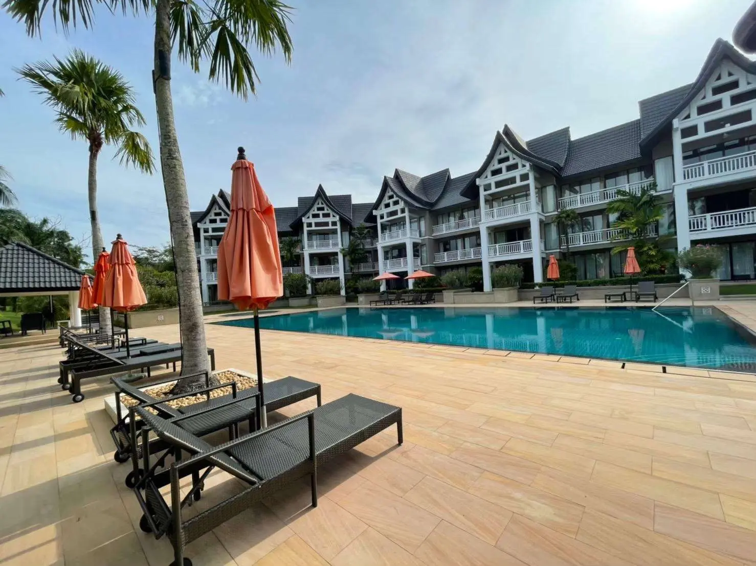 2 Bedroom Condo for Rent at Allamanda 2