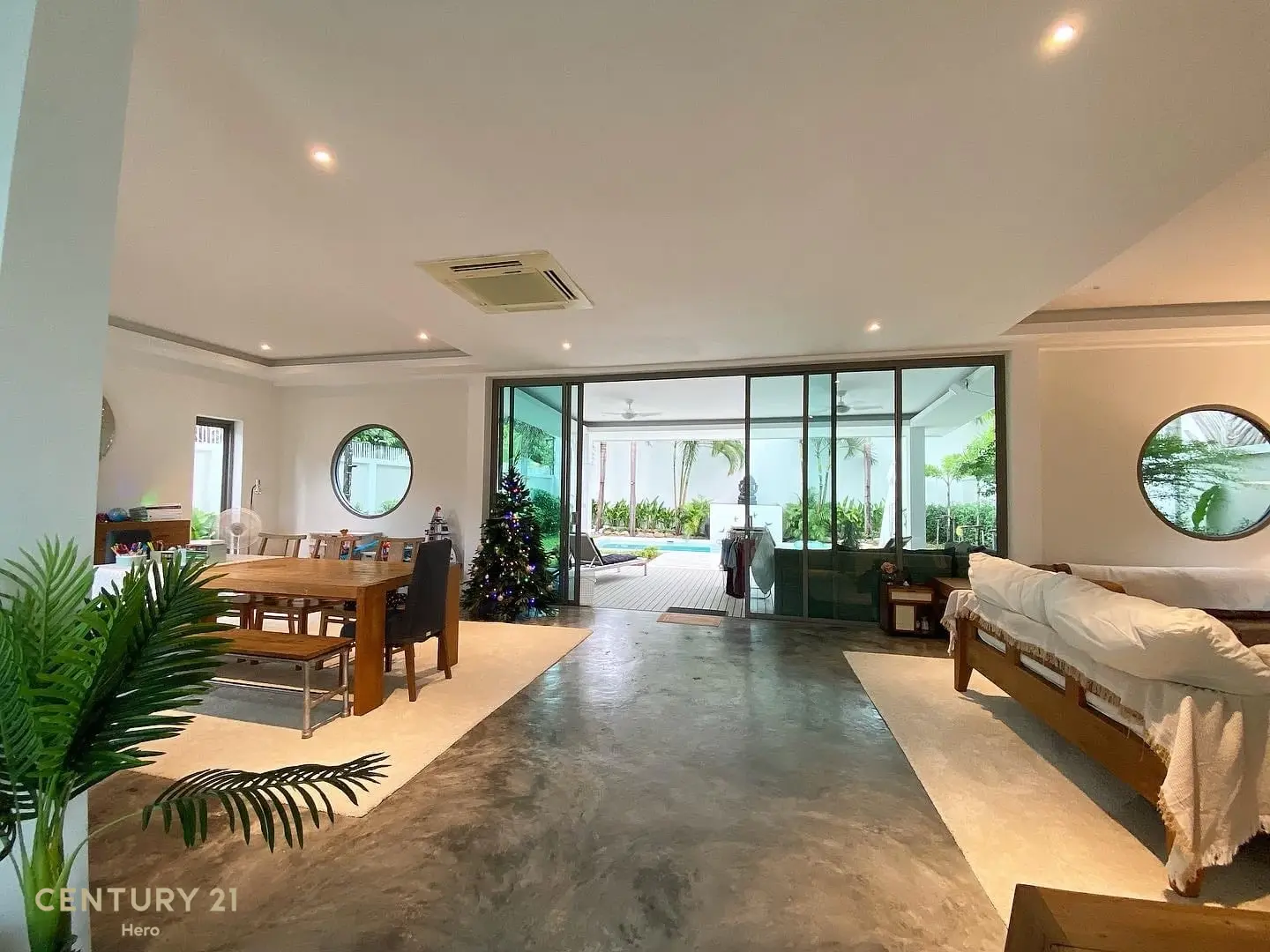 Beautiful 3 bedroom villa for Rent in Rawai