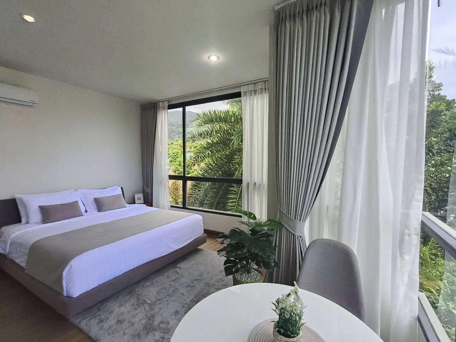 1 Bedroom for rent at Hill Myna Condotel
