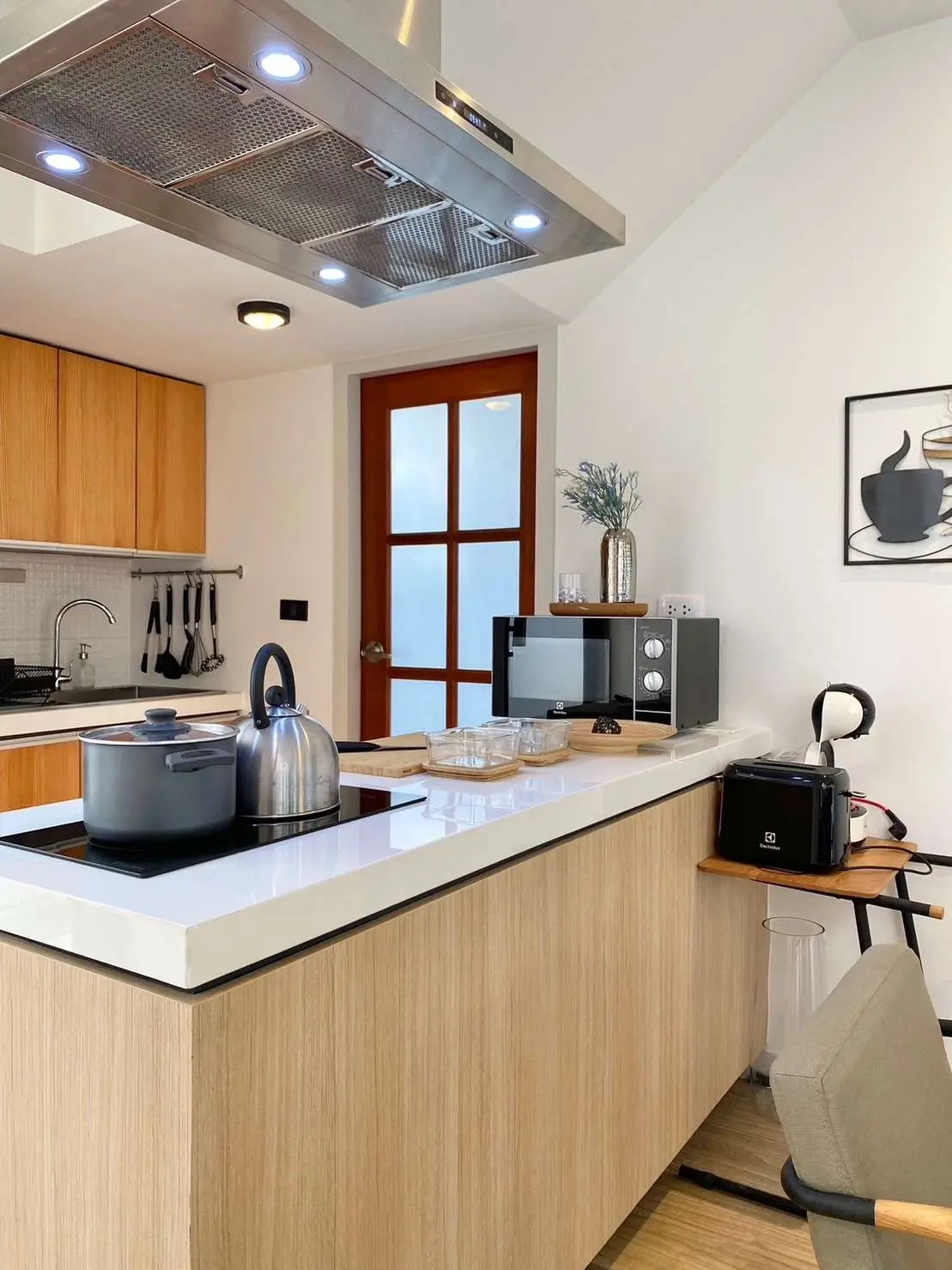 3-Bedroom Pool Villa in Prime Phuket Location