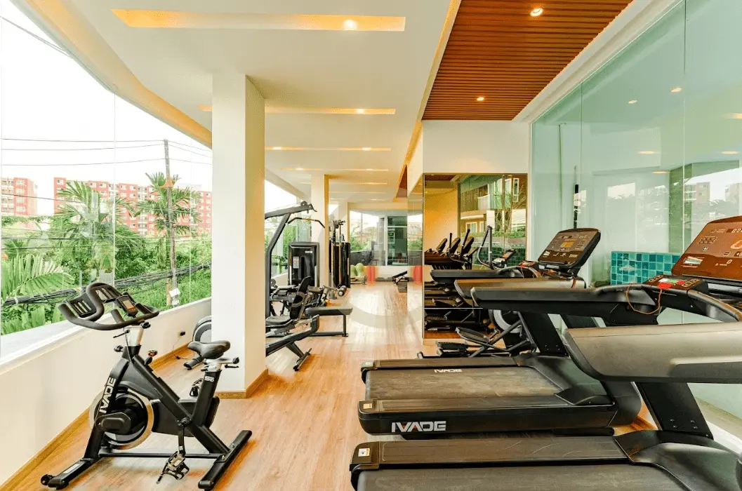 Luxury 1-3 Bedroom and Penthouse Condominium for Sale in the Heart of Phuket