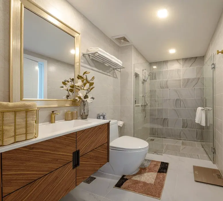 Luxury 1-3 Bedroom and Penthouse Condominium for Sale in the Heart of Phuket