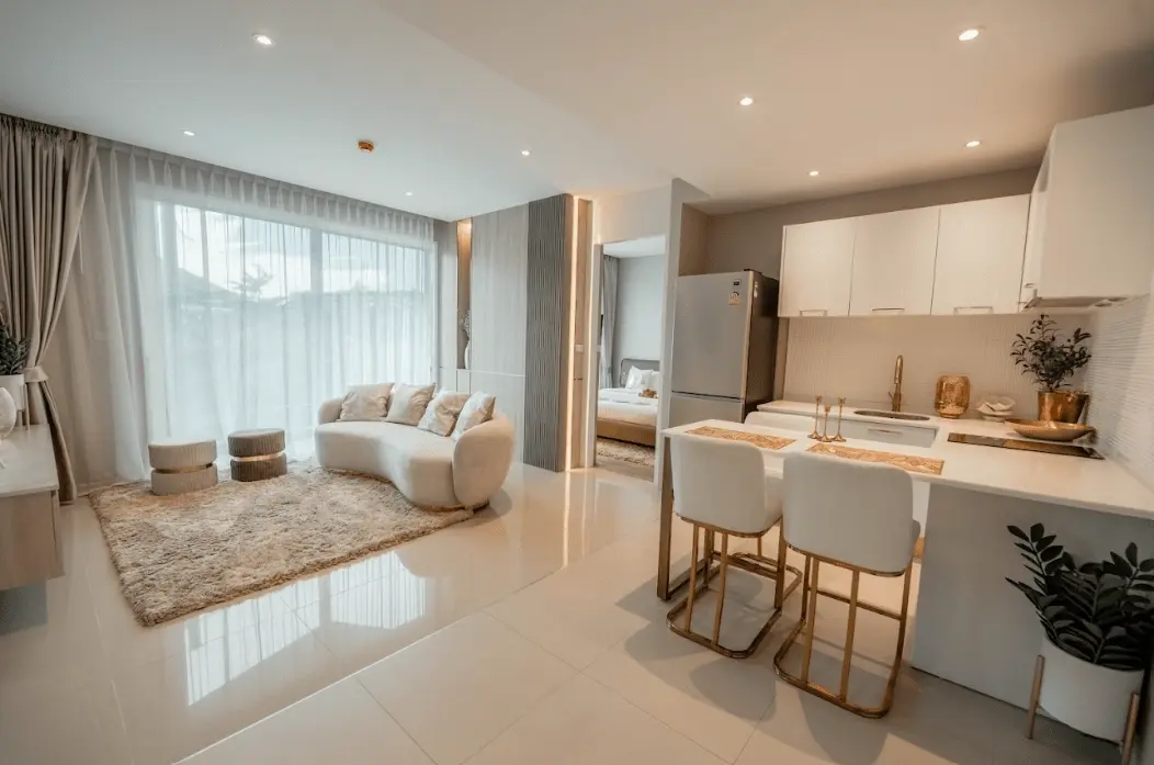 Luxury 1-3 Bedroom and Penthouse Condominium for Sale in the Heart of Phuket