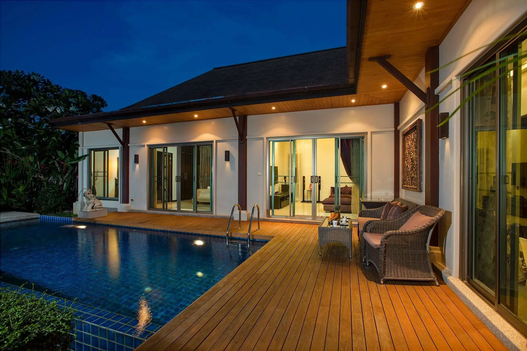 3 Bedroom Pool Villa in Rawai for Rent