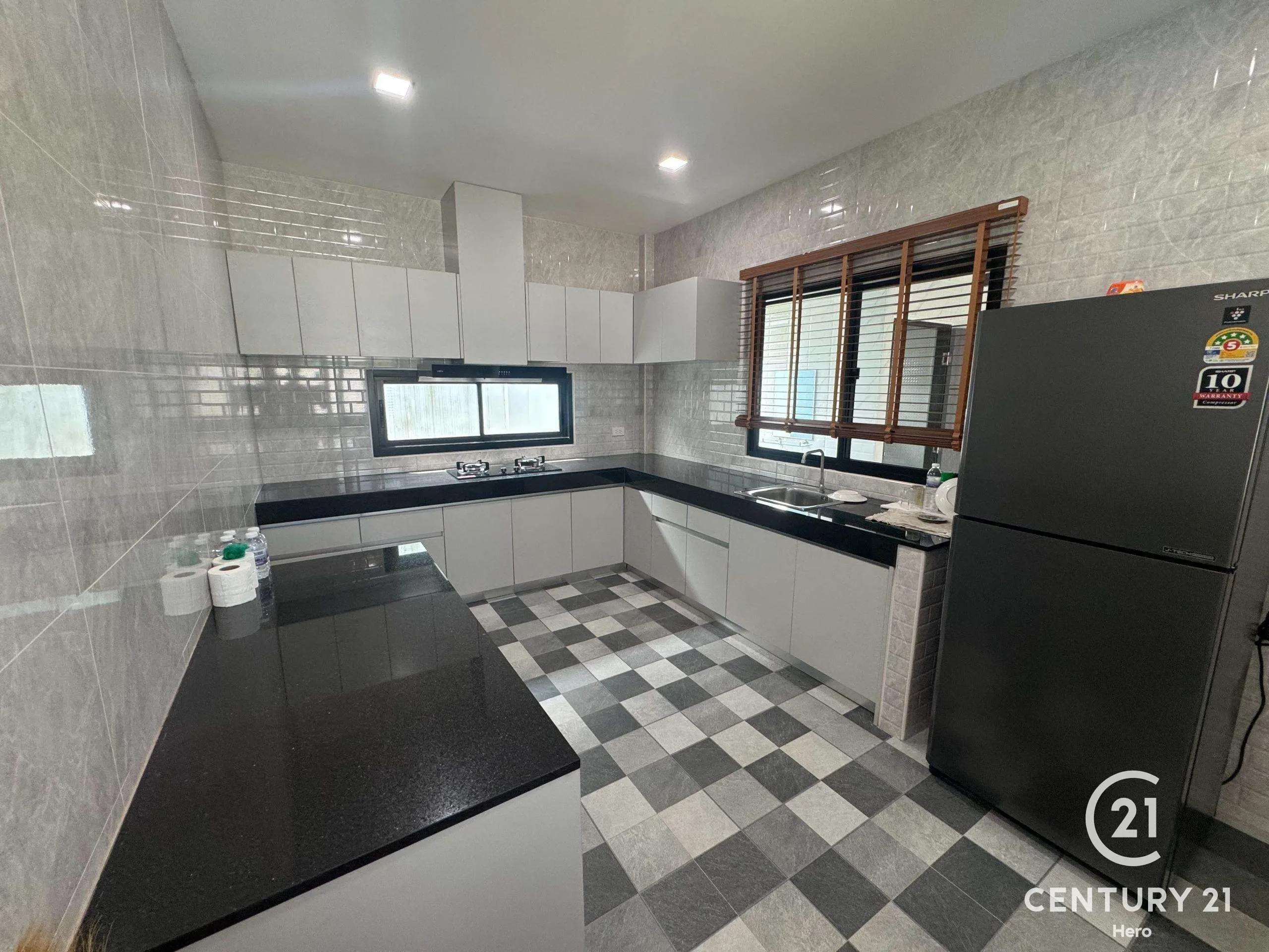 2 Bedroom Villa for Sale and Rent near Ban Don Thalang