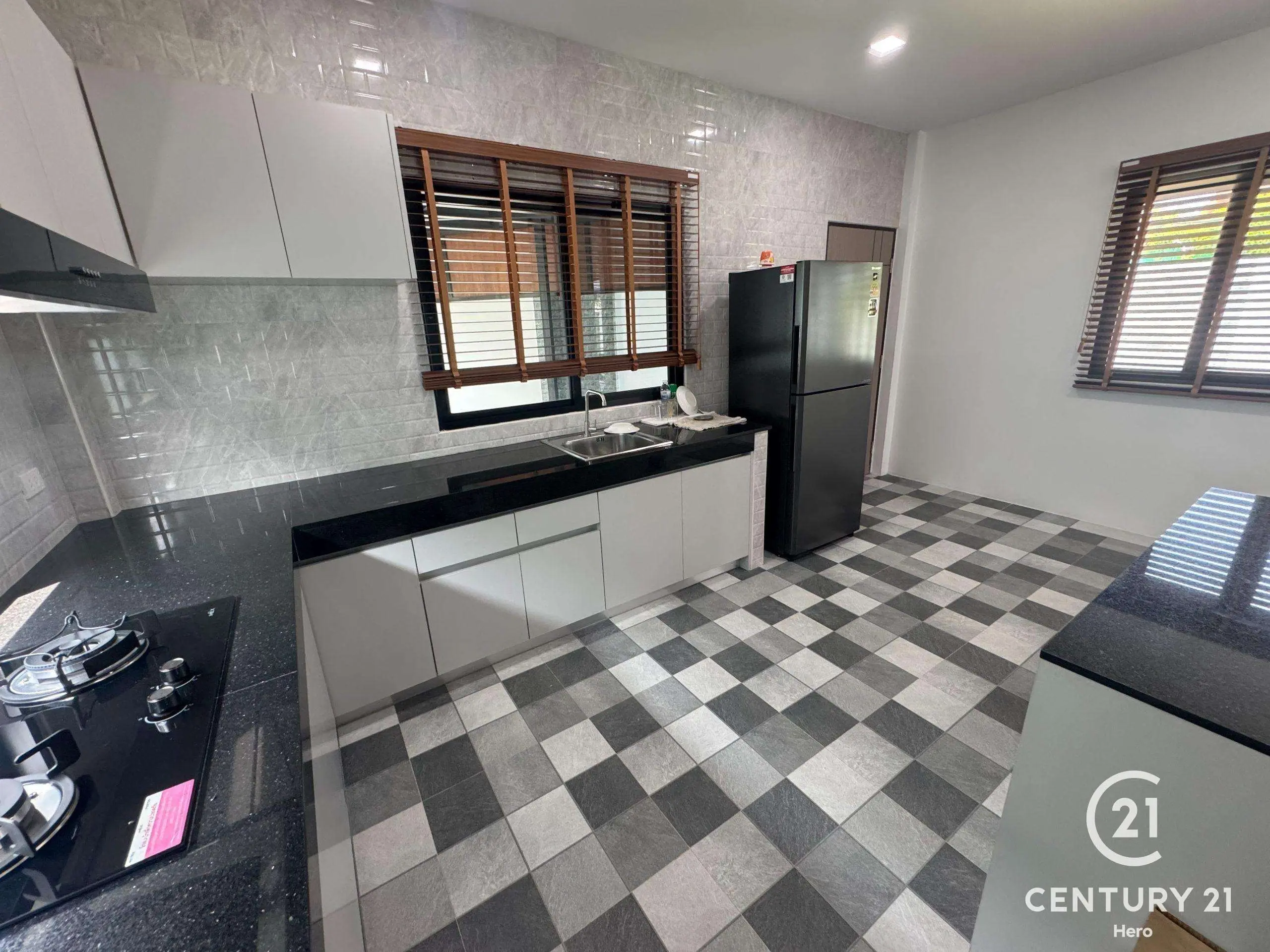 2 Bedroom Villa for Sale and Rent near Ban Don Thalang