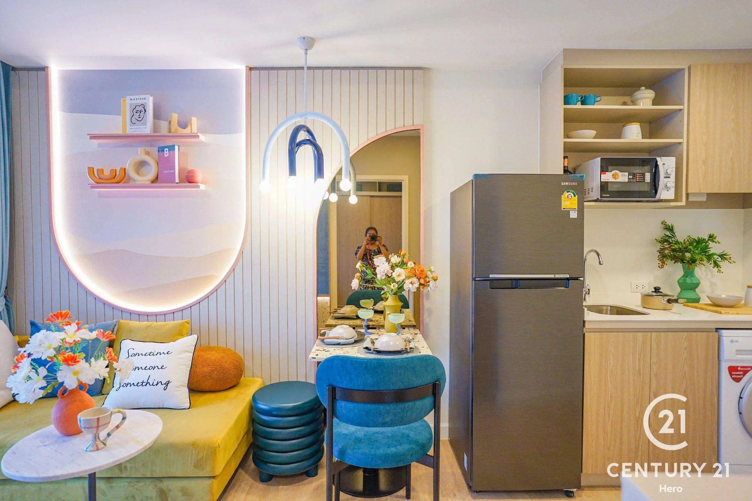 1 Bedrooms Luxury Condominium near Robinson Thalang