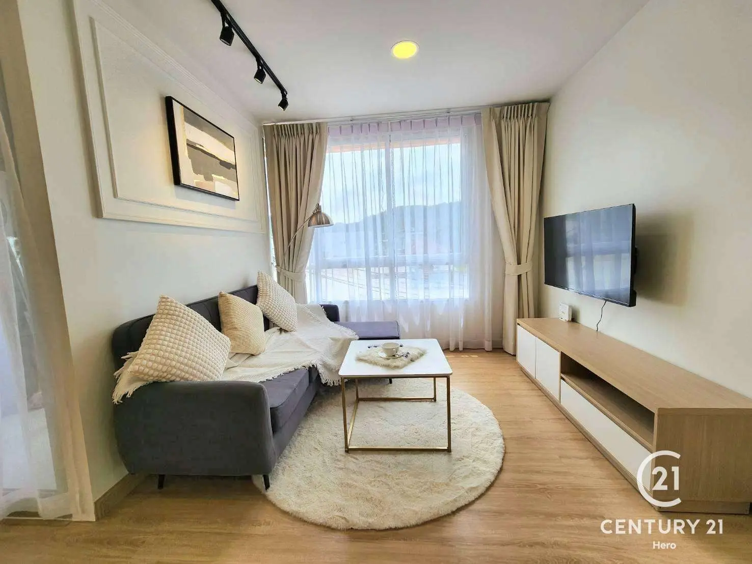 1 Bedroom Condominium for Sale near Oak Meadow International School