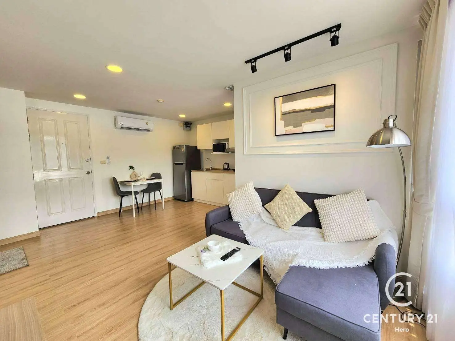 1 Bedroom Condominium for Sale near Oak Meadow International School