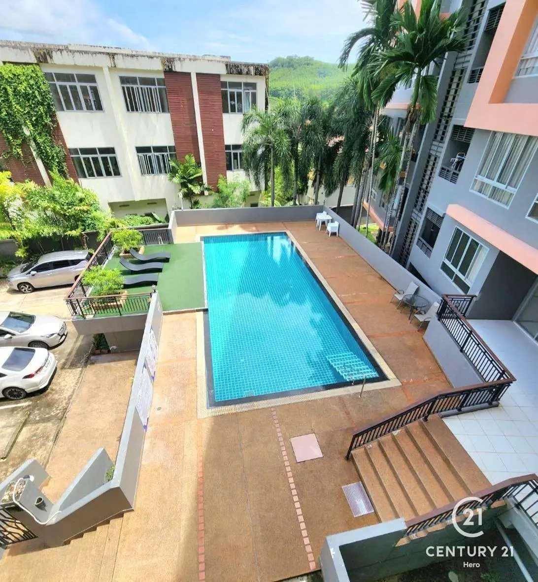 1 Bedroom Condominium for Sale near Oak Meadow International School