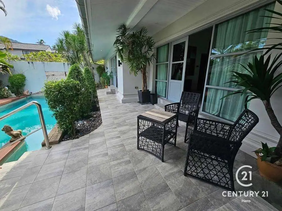 3-Bedroom Private Pool Villa for Rent in Kathu