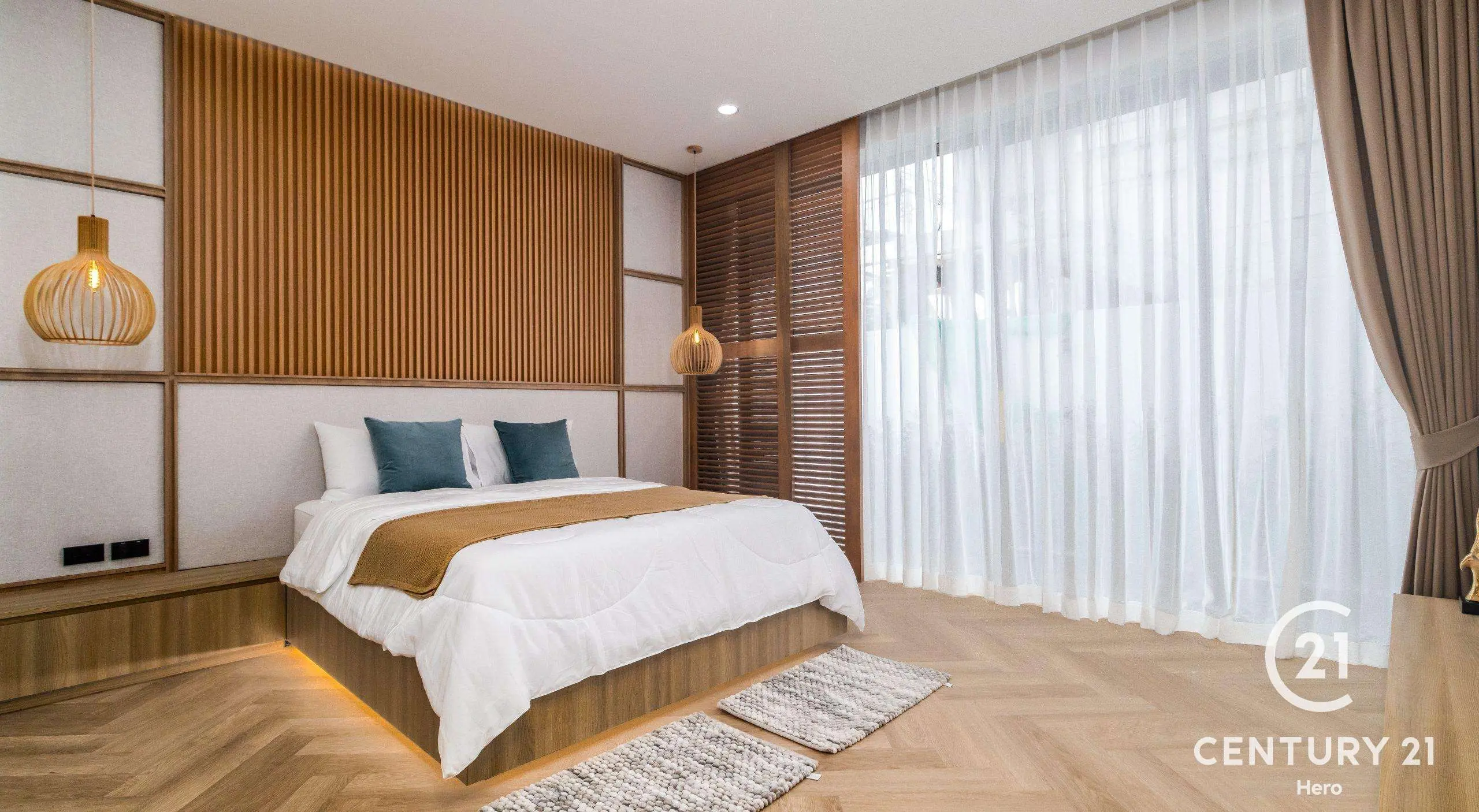 4 Bedrooms Modern Tropical Pool Villas in Cherng Talay