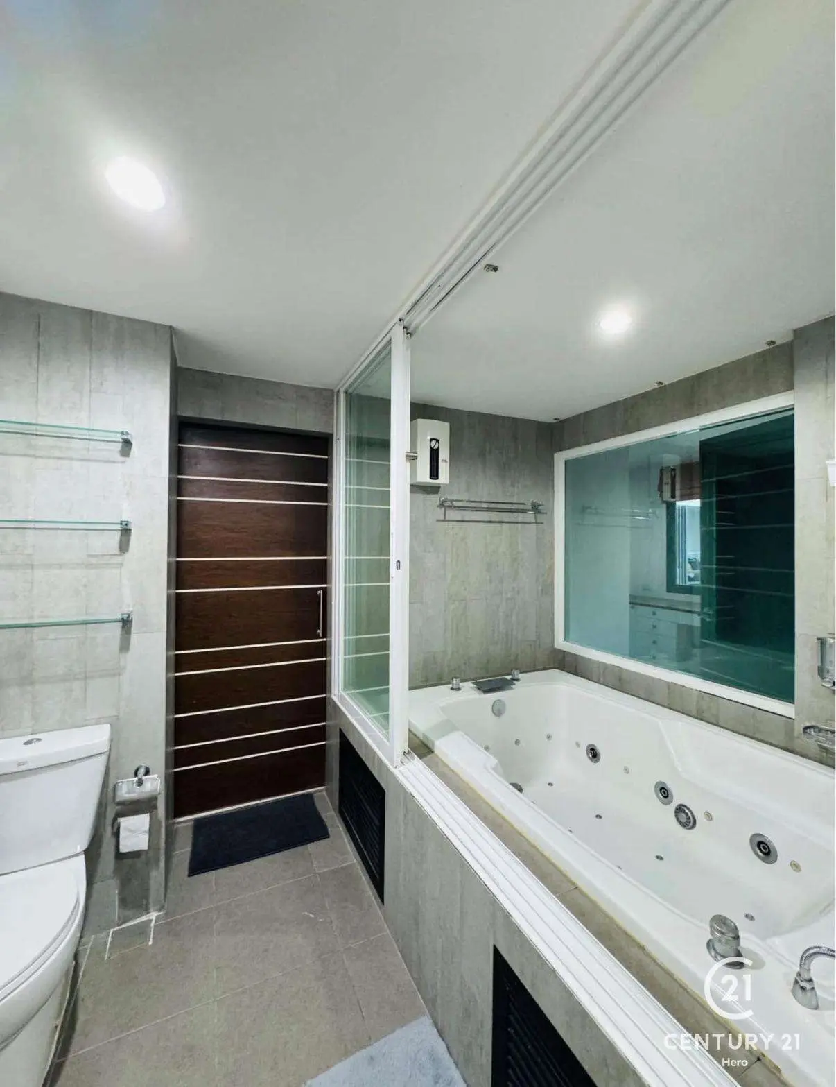 1-Bedroom Condominium in Kathu, Phuket – Prime Location