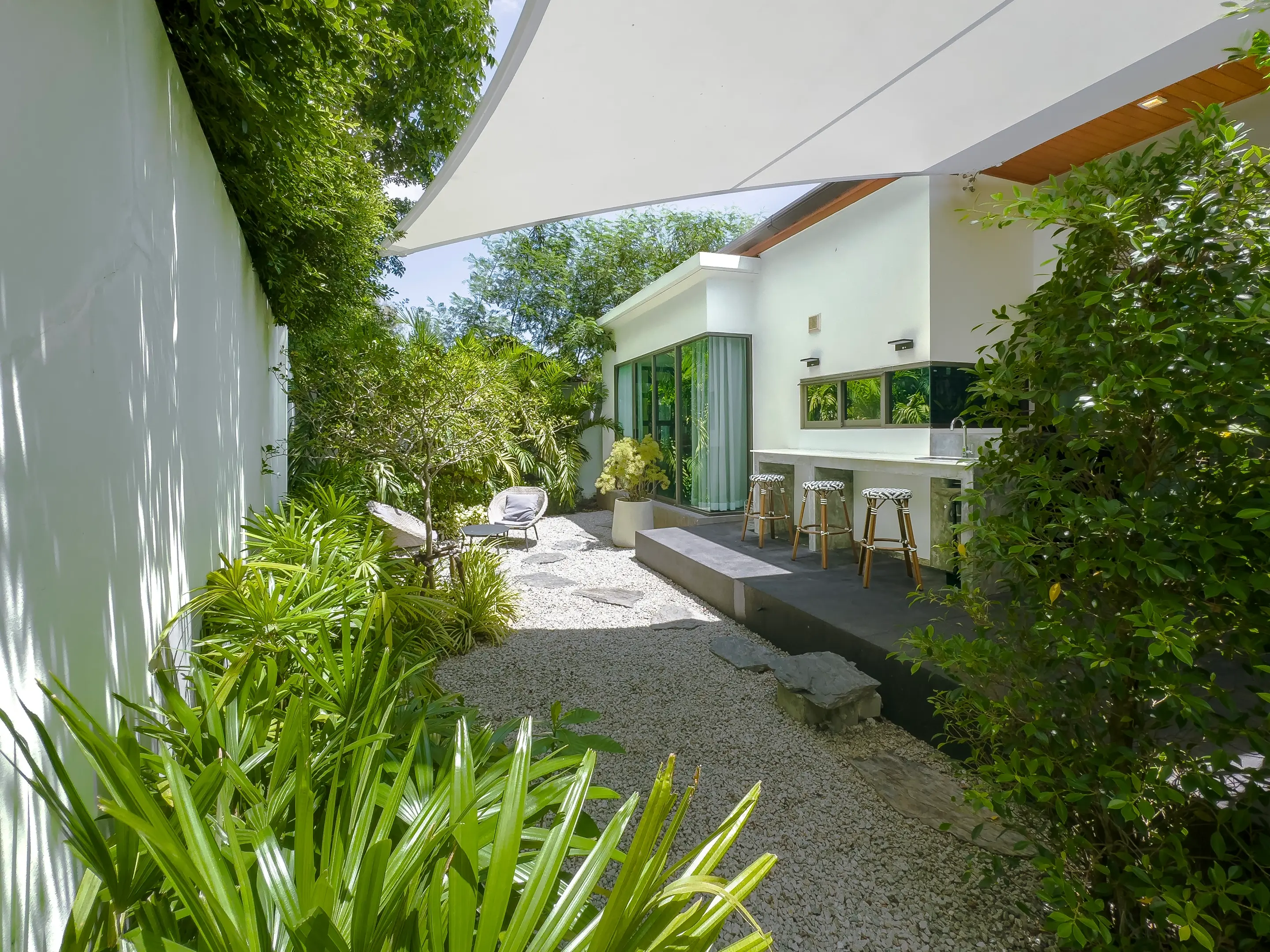 2 Bedroom Pool Villa in Chalong for rent
