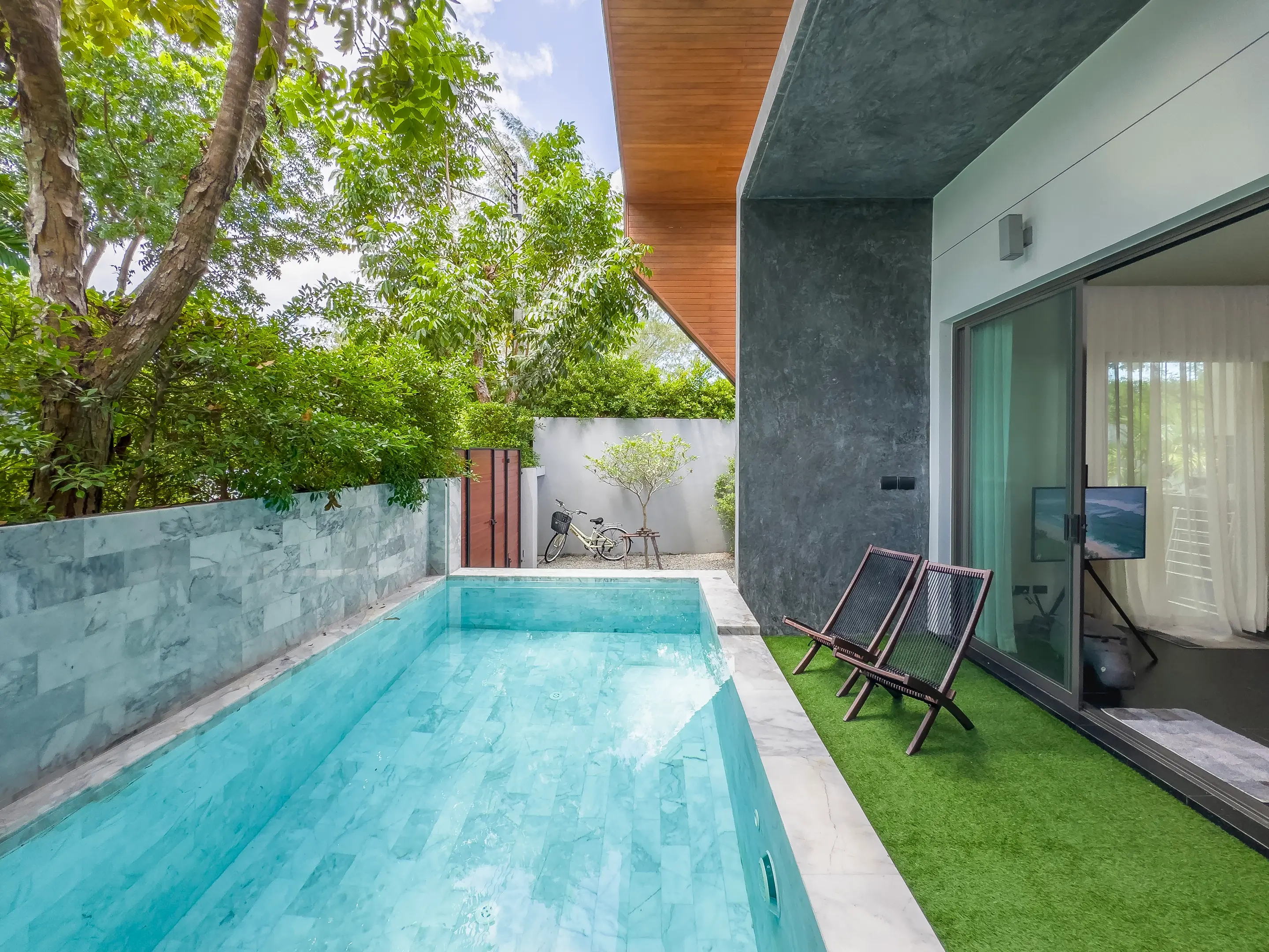 2 Bedroom Pool Villa in Chalong for rent